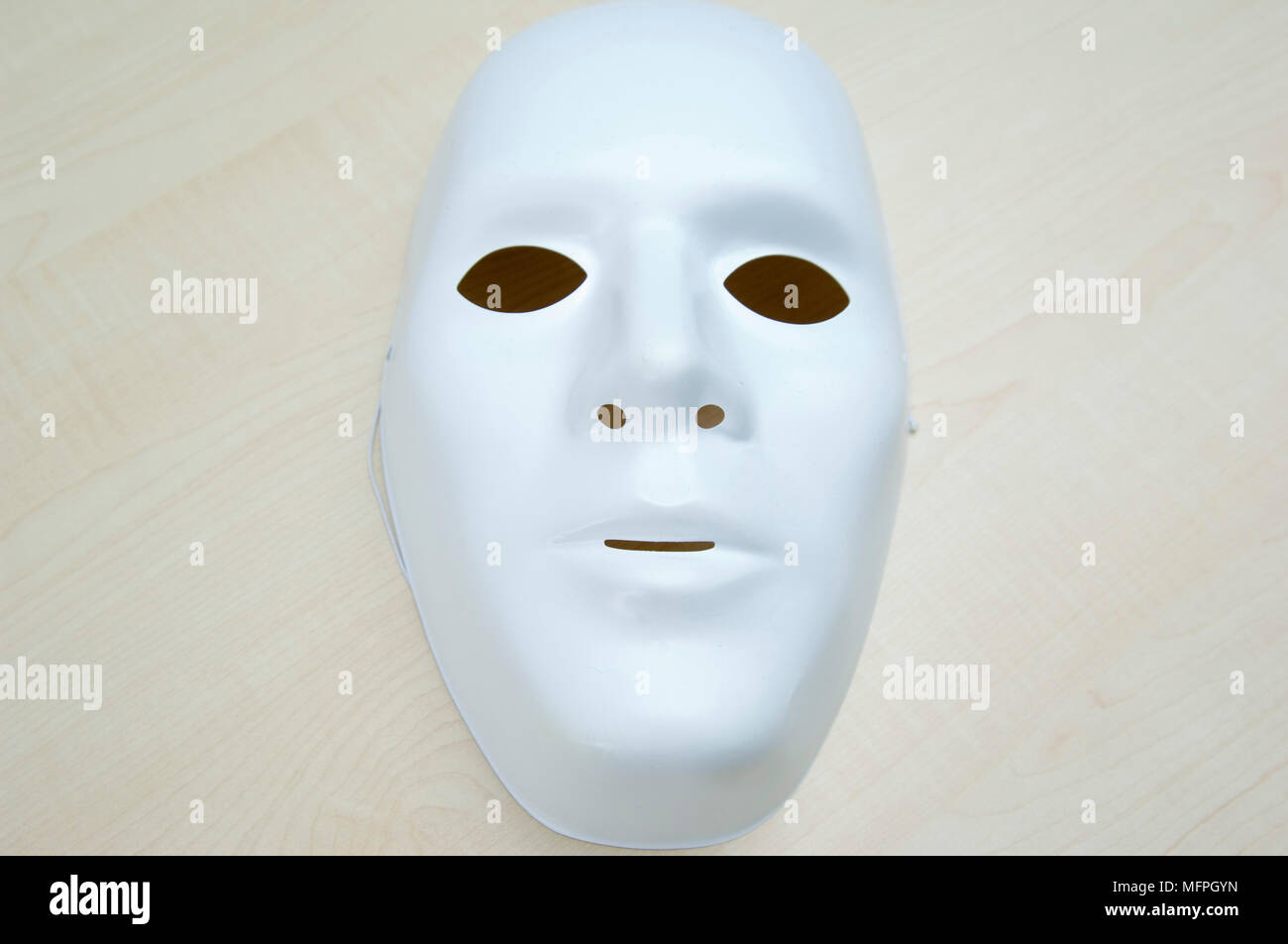 Nahaufnahme einer Maske Ref: CRUSC 10020 041 obligatorische Credit: Staurt Cox/Photoshot Stockfoto