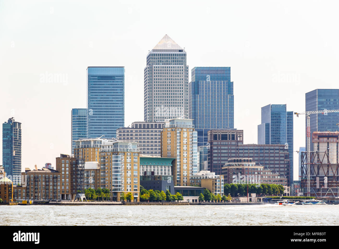 Wolkenkratzer in Canary Wharf, einem großen Finanzviertel in London Stockfoto