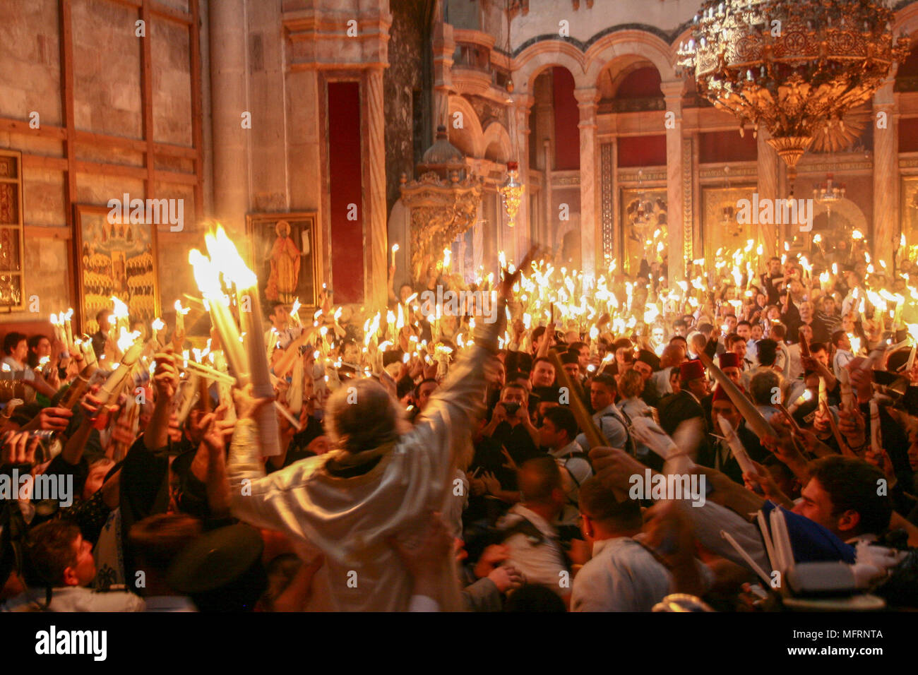 Israel, Jerusalem, Heiliges Licht Zeremonie in der Kirche des Heiligen Grabes Samstag Ostern Stockfoto