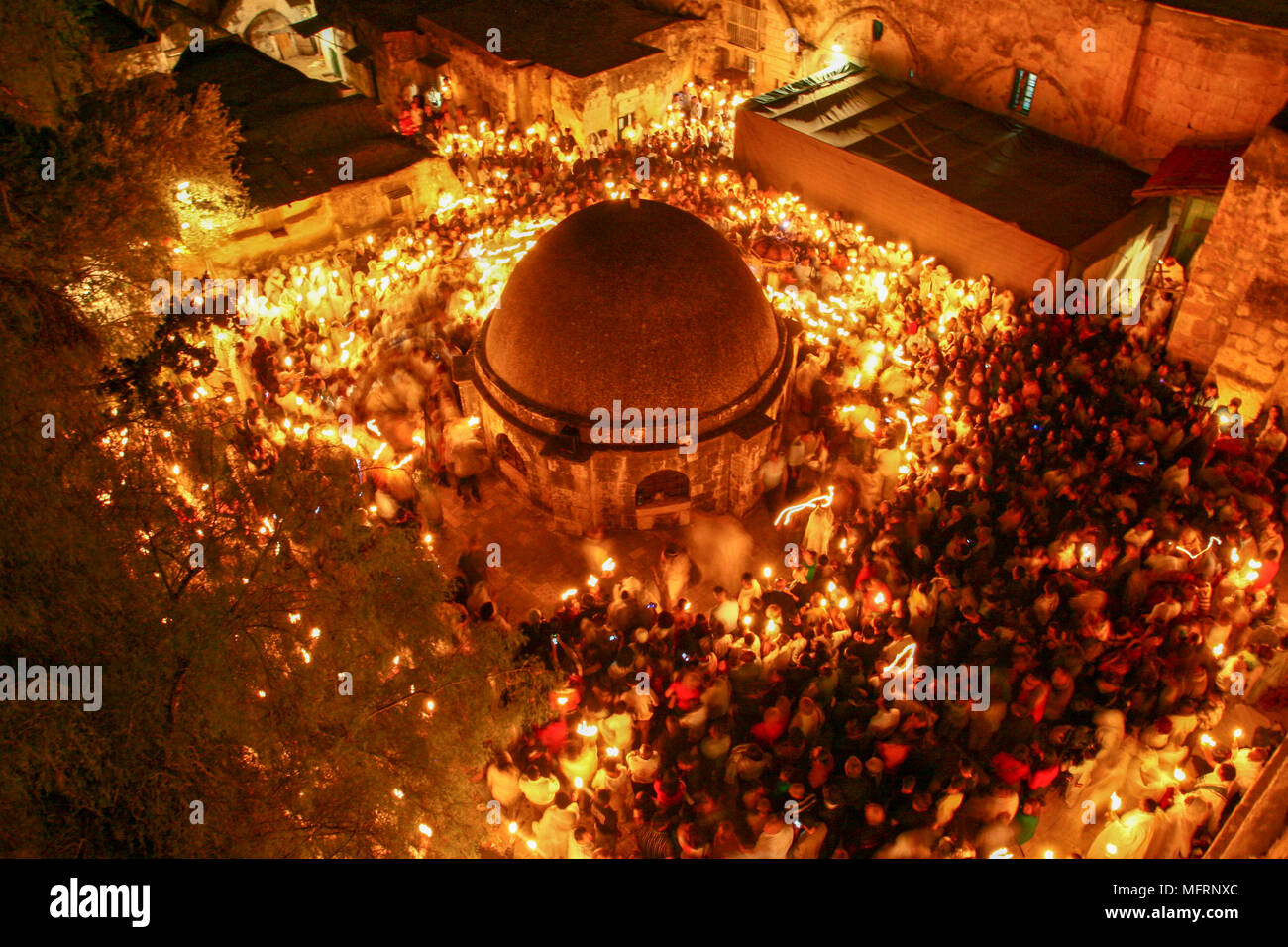 Israel, Jerusalem, Heiliges Licht Zeremonie in der Kirche des Heiligen Grabes Samstag Ostern Stockfoto