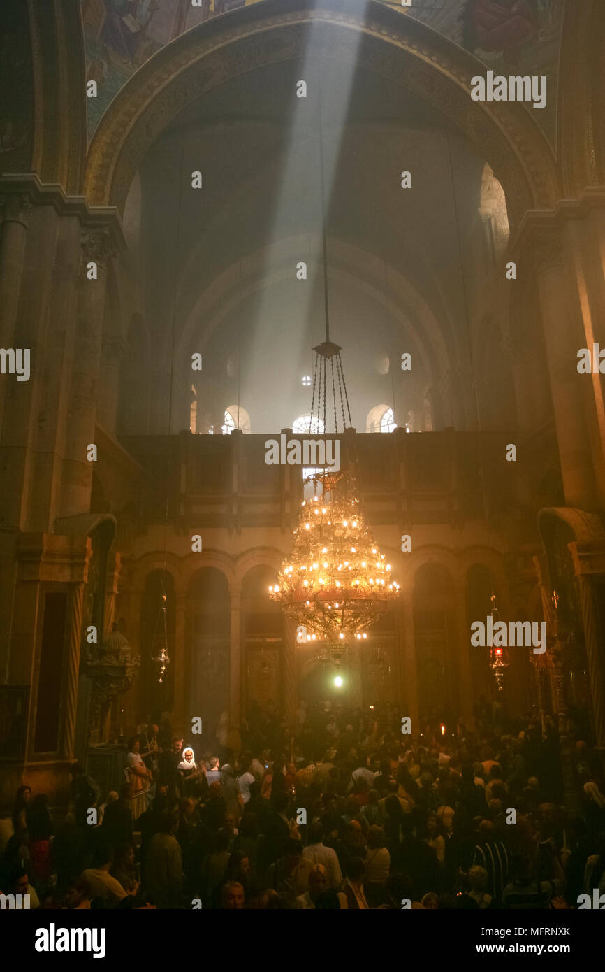 Israel, Jerusalem, Heiliges Licht Zeremonie in der Kirche des Heiligen Grabes Samstag Ostern Stockfoto