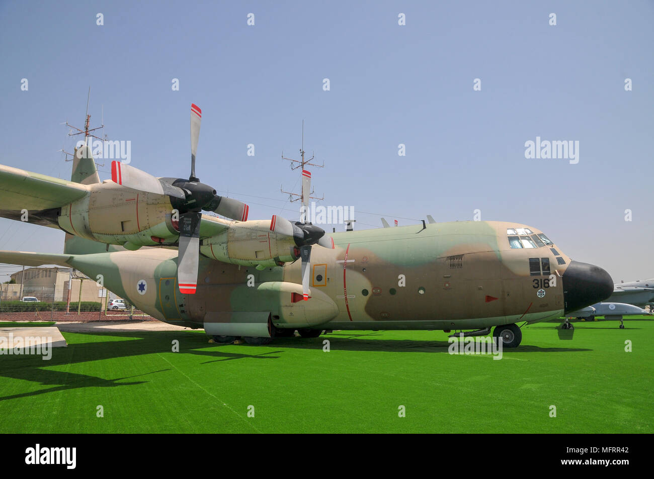 Die israelische Luftwaffe (IAF) Ausstellung. C-130 Hercules 100 Verkehrsmittel Flugzeug auf dem Boden Stockfoto