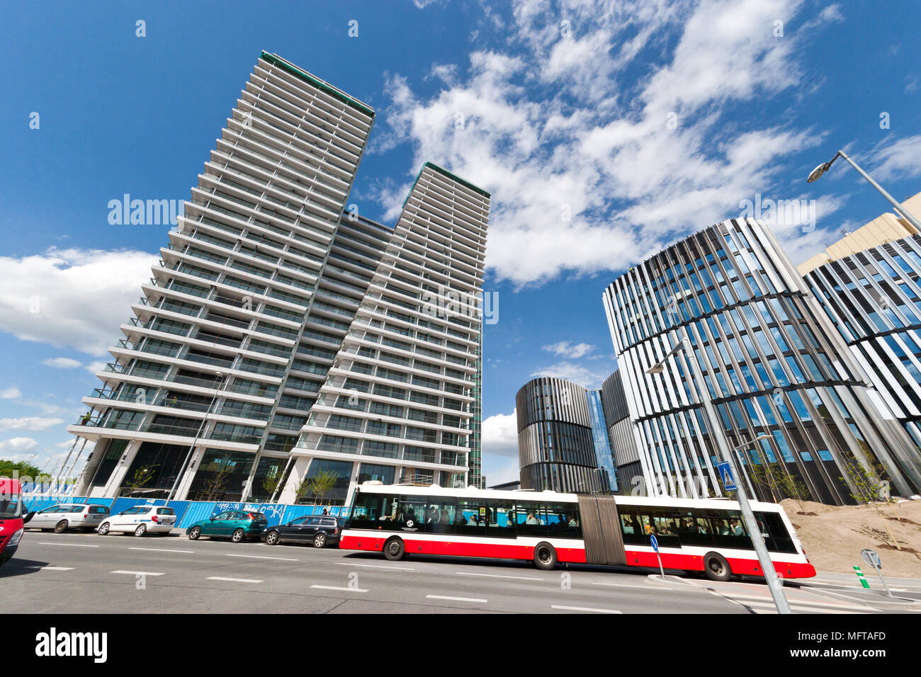 V Tower Prag (Arch. Radan Hubička, PSJ investieren, 104 m, 30 Pater, 3 miliardy Kč), Pankrác, Praha, Česká republika/V Tower, Bezirk Pankrac, Prag, Stockfoto
