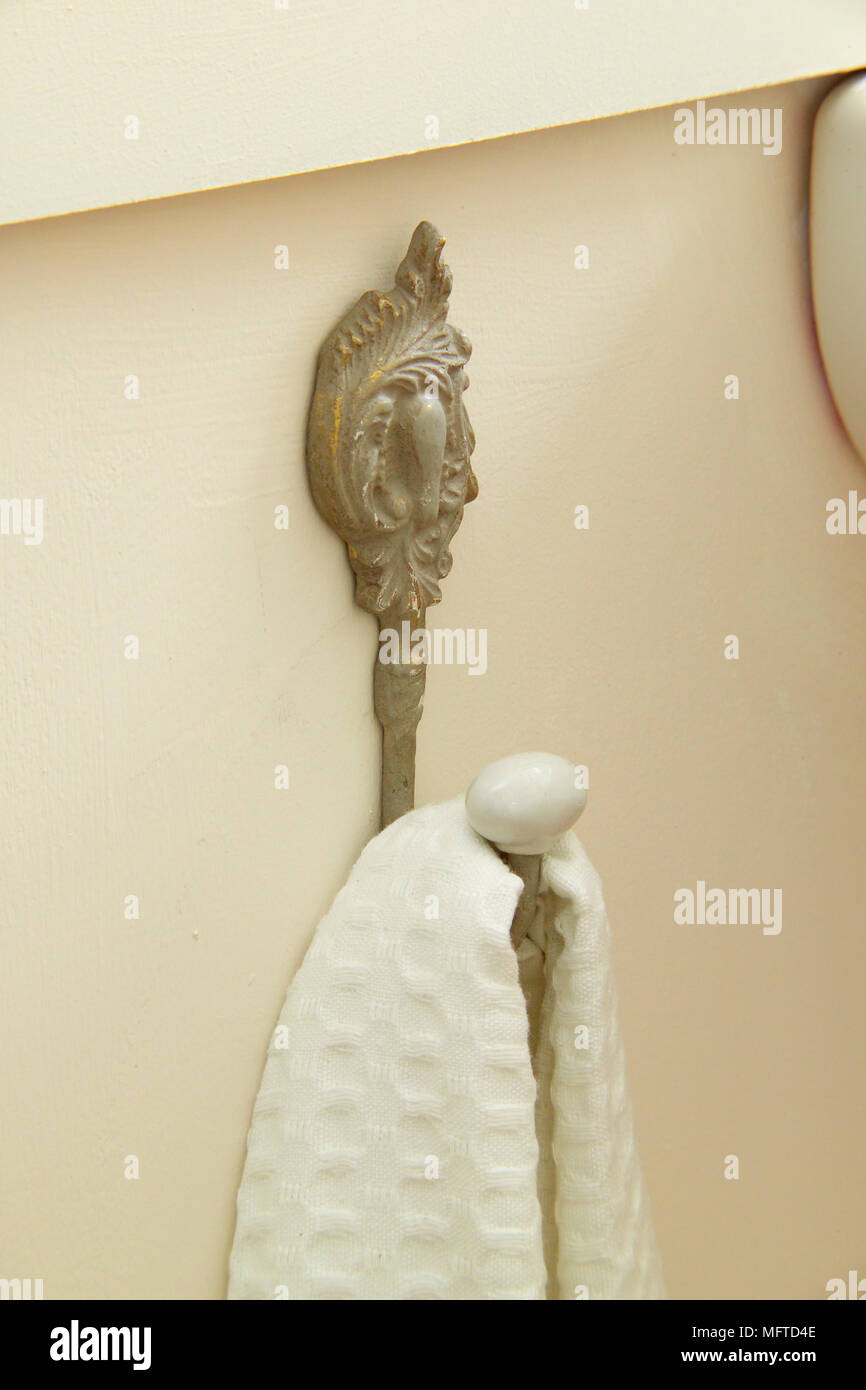 Metall Haken Handtuchhalter Stockfoto