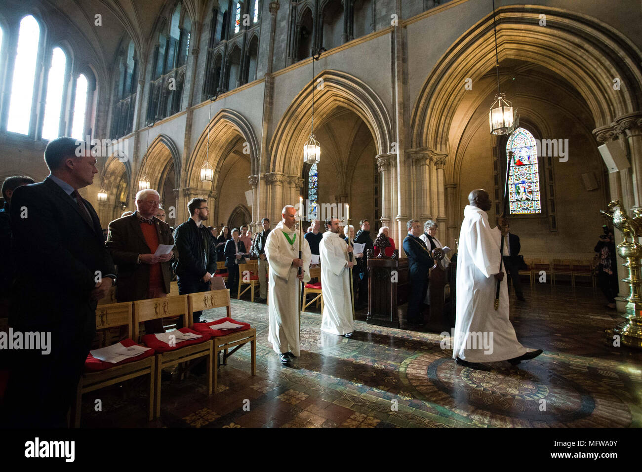 HHH IRISCHE Herzen 26/04/2018 Christ Church Cathedral, Dublin. Im Herzen von Laurence OÕToole zum Erzbischof von Dublin, um die Reliquie wurde von der Kathedrale im März 2012 und nach sechs Jahren Abwesenheit hat unbeschädigt geborgen worden gestohlen. Pic Tom Honan. Stockfoto