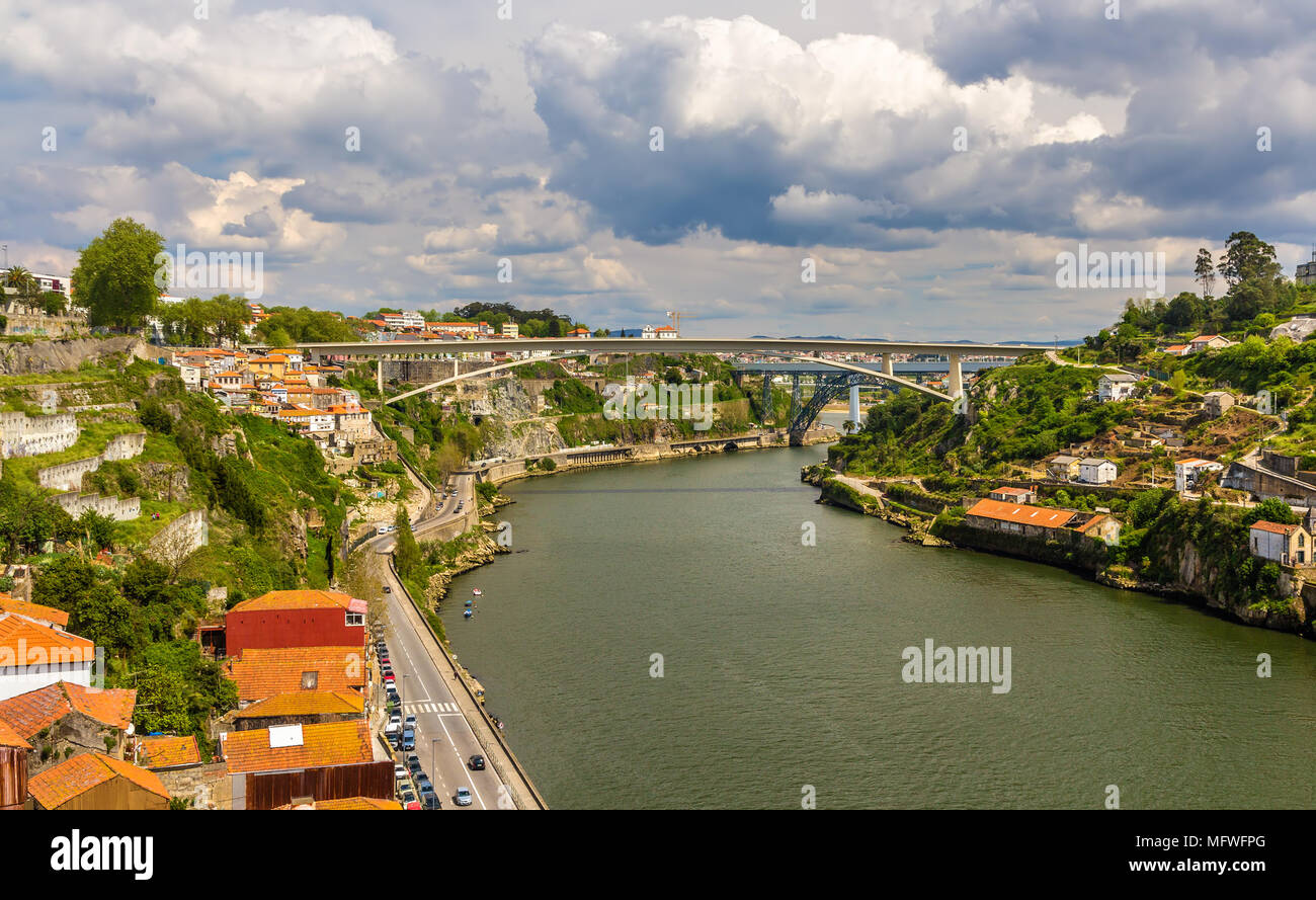 Infante D.Henrique Brücke in Porto, Portugal Stockfoto