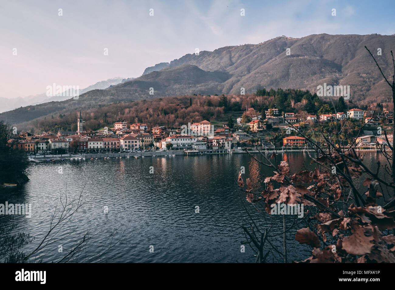 Eine Ansicht von mergozzo Stadt in Italien Stockfoto