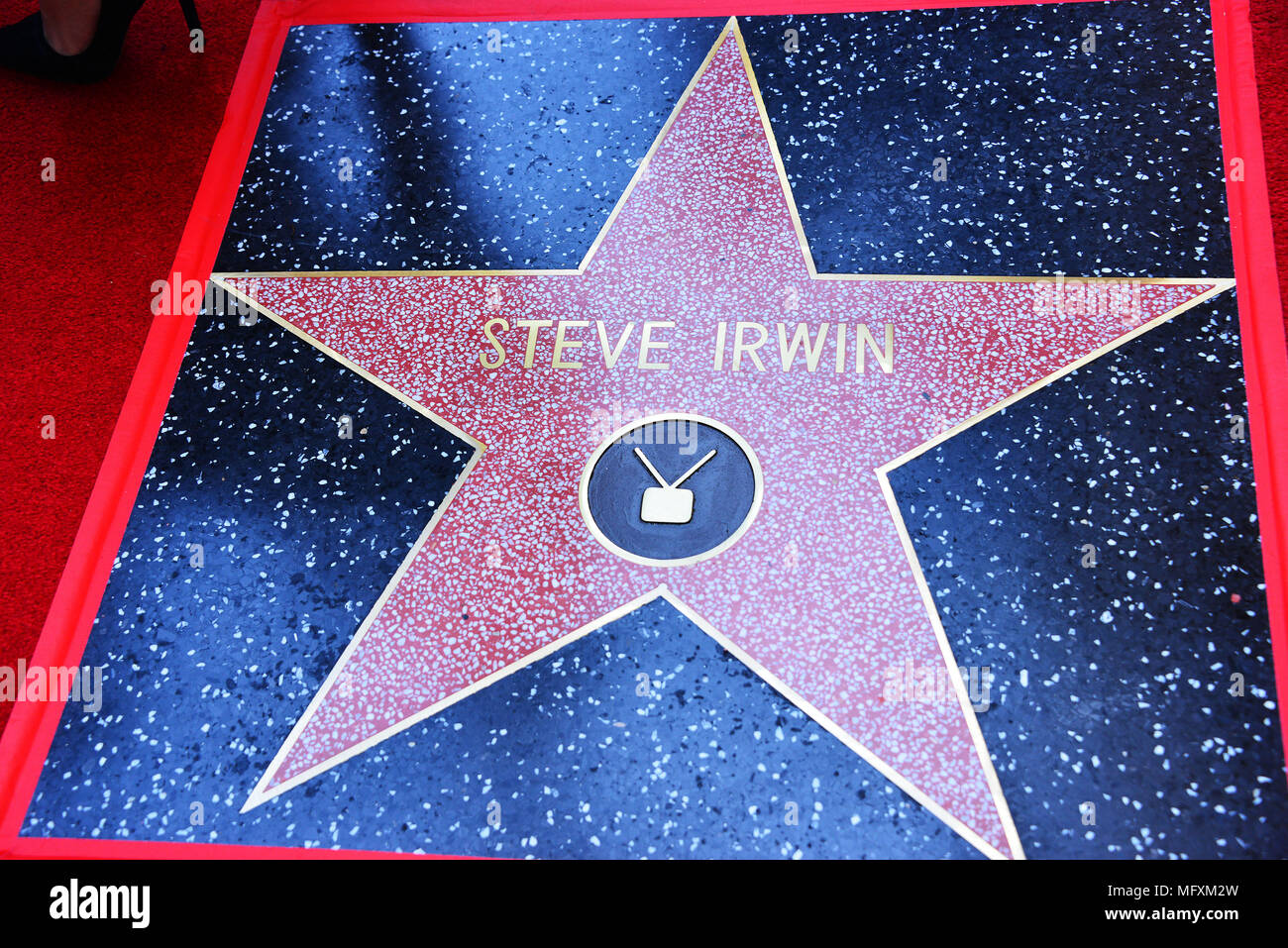 Steve Irwin Stern - 028 Terri Irwin, Bindi Irwin und Robert Irwin an einer Zeremonie zu Ehren Steve Irwin mit einem Stern auf dem Hollywood Walk of Fame am 26. April in Los Angeles, Kalifornien 2018. Stockfoto