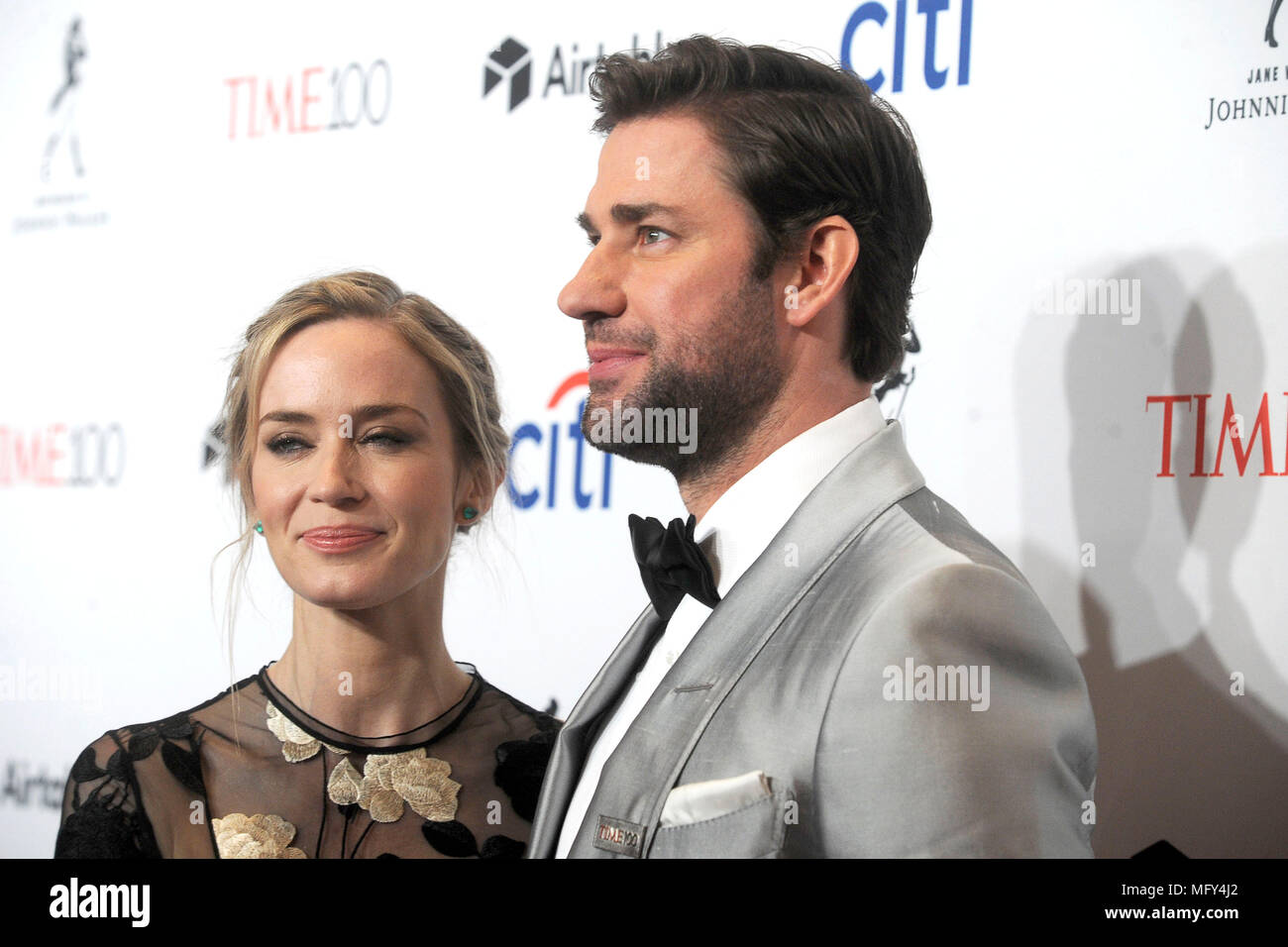 Emily stumpf und ihr ehemann -Fotos und -Bildmaterial in hoher ...