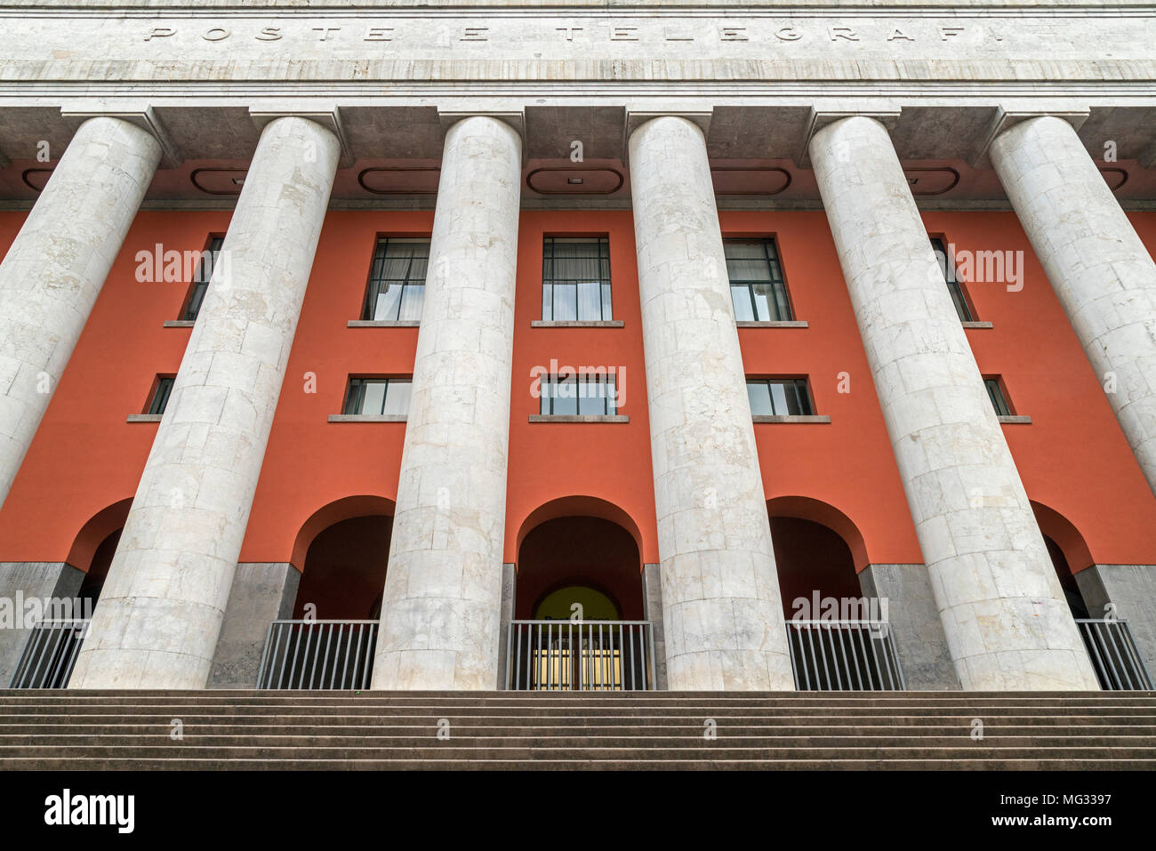 Das Postgebäude, Palazzo delle Poste, Palermo, Sizilien, Italien. Stockfoto