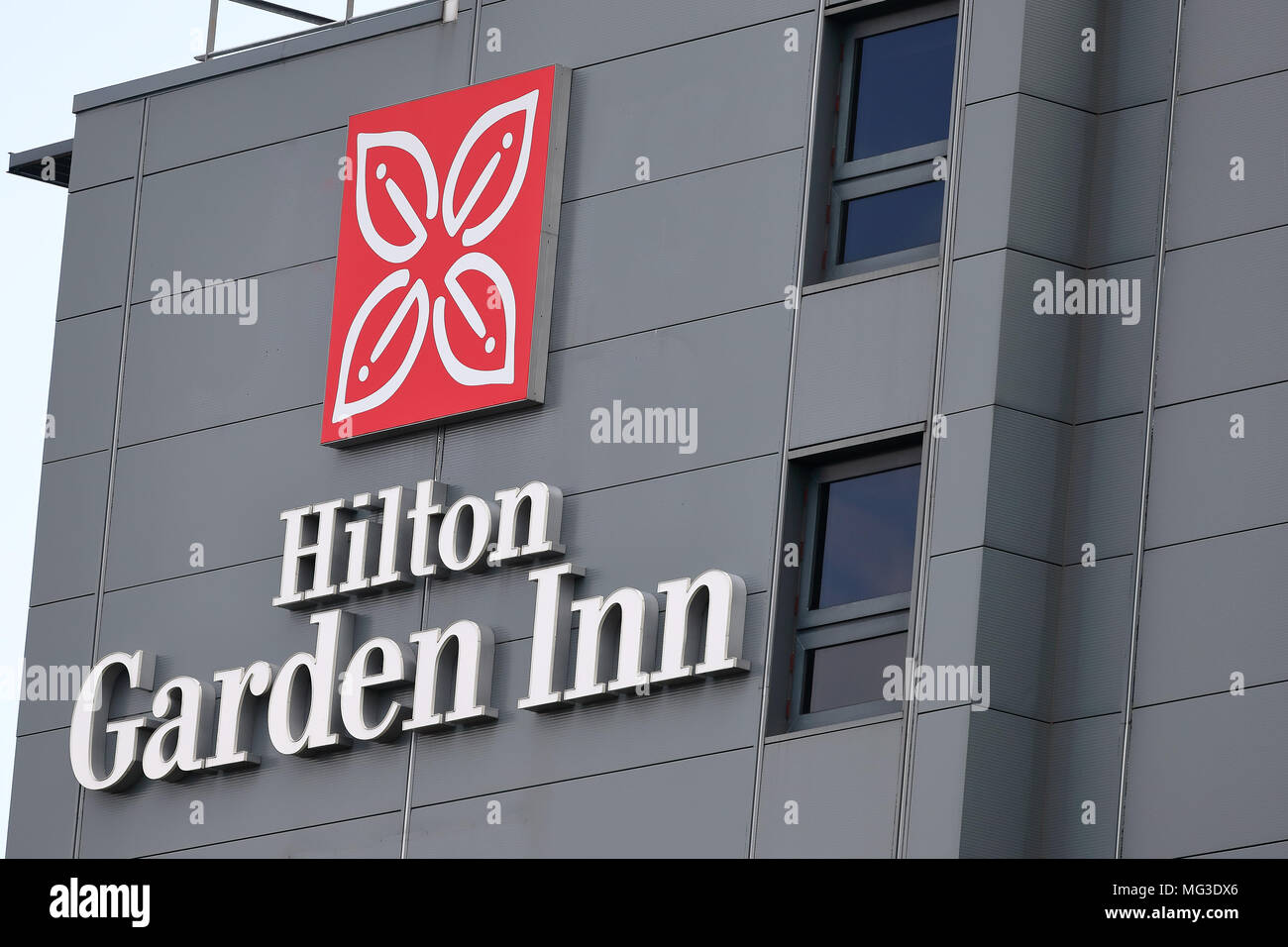 Logo im Hilton Garden Inn in London Heathrow Flughafen, Großbritannien Stockfoto