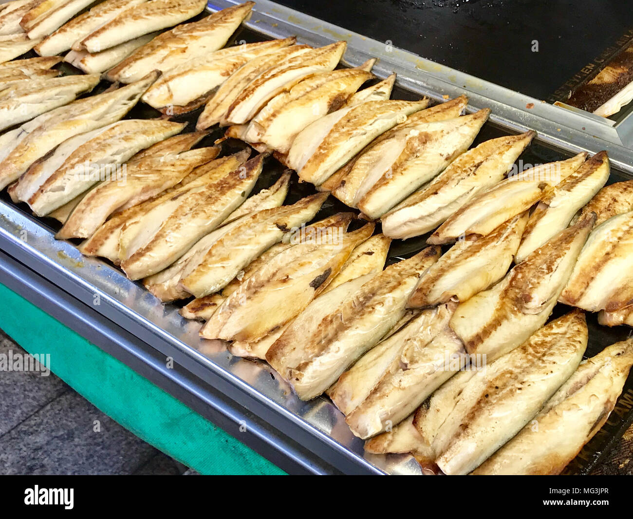 Türkische Street Food Fisch Brot/Balik Ekmek. Traditionelle Speisen. Stockfoto