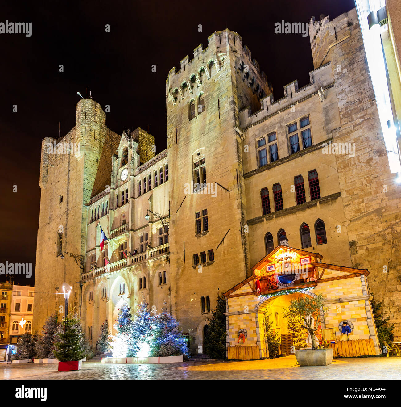 Palais des archeveques, das Rathaus der Stadt Narbonne - Frankreich, Lang Stockfoto