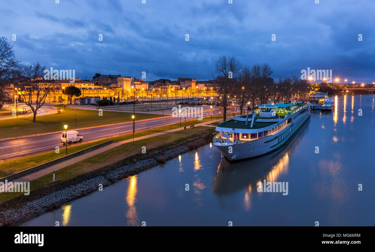 Ein Boot Bootsplatz in Avignon - Frankreich Stockfoto