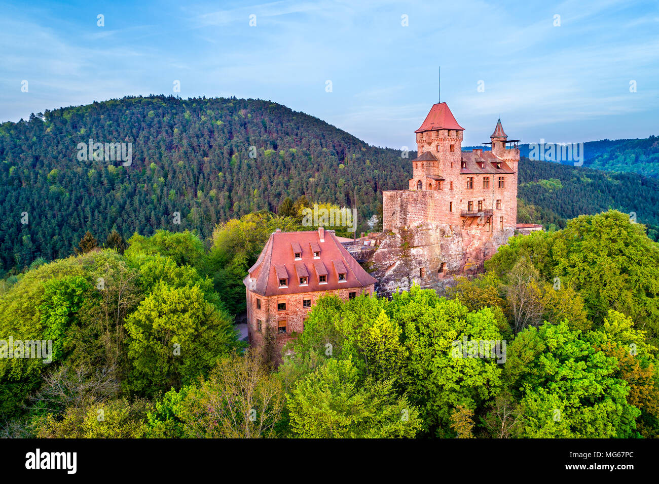 Burg Berwartstein in den Pfälzer Wald. Rheinland-pfalz, Deutschland Stockfoto