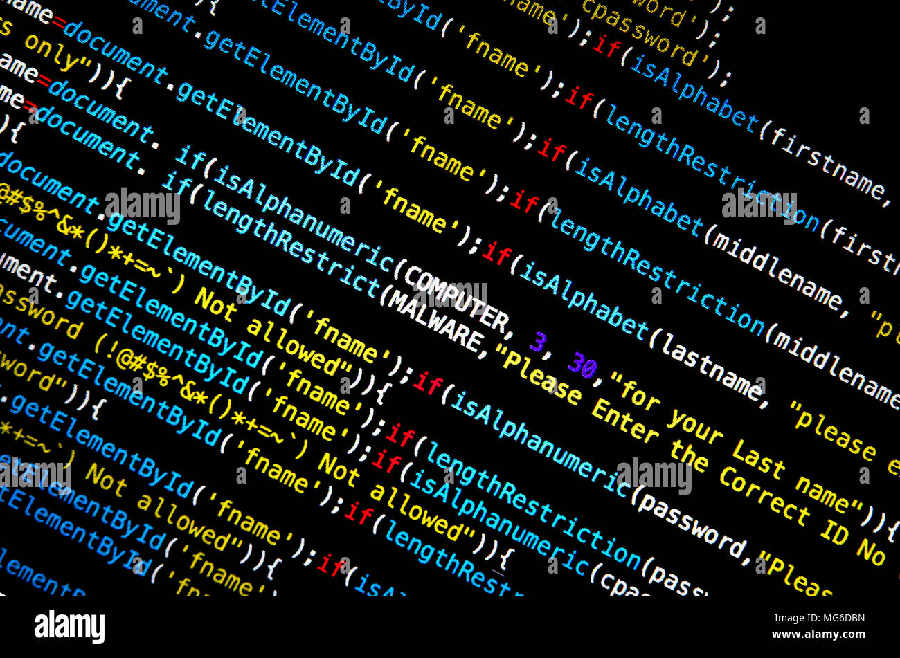 Desktop Quellcode und abstrakte Technologie Hintergrund-, Entwickler- und Programmierung mit Coding, Computer Viren und Malware attack. Stockfoto