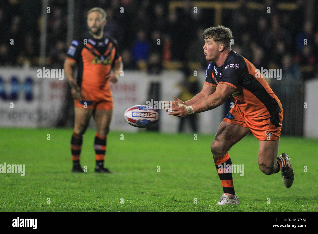 27.April 2018, Flicken - A - Schlauch Dschungel, Castleford, England; Betfred Super League Rugby, Castleford Tiger v Wakefield Trinity; Adam Milner von Castleford Tiger Stockfoto