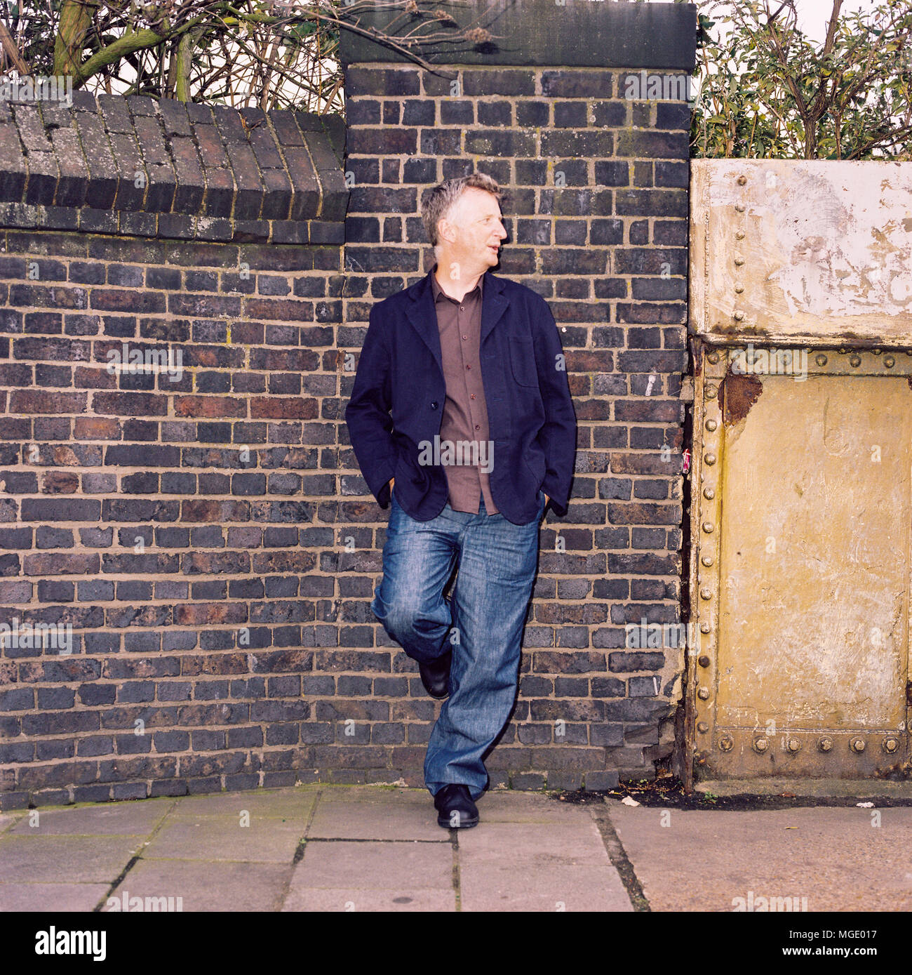 Billy Bragg, englischer Sänger, Songschreiber und linker Aktivist in West London, England, Vereinigten Königreich fotografiert. Stockfoto