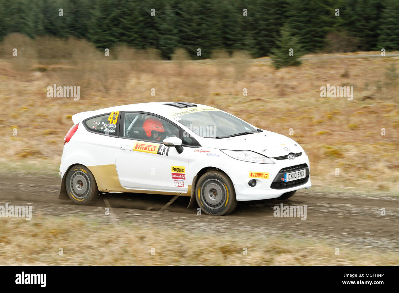 Kielder Forest, Northumberland, Großbritannien, 28. April 2018. Rallye Fahrer konkurrieren in der Pirelli internationale Rallye und der zweiten Runde der Prestone World Rally Championship. (Spezielle Phase 1 - Pundershaw 1). Andrew Cheal/Alamy leben Nachrichten Stockfoto