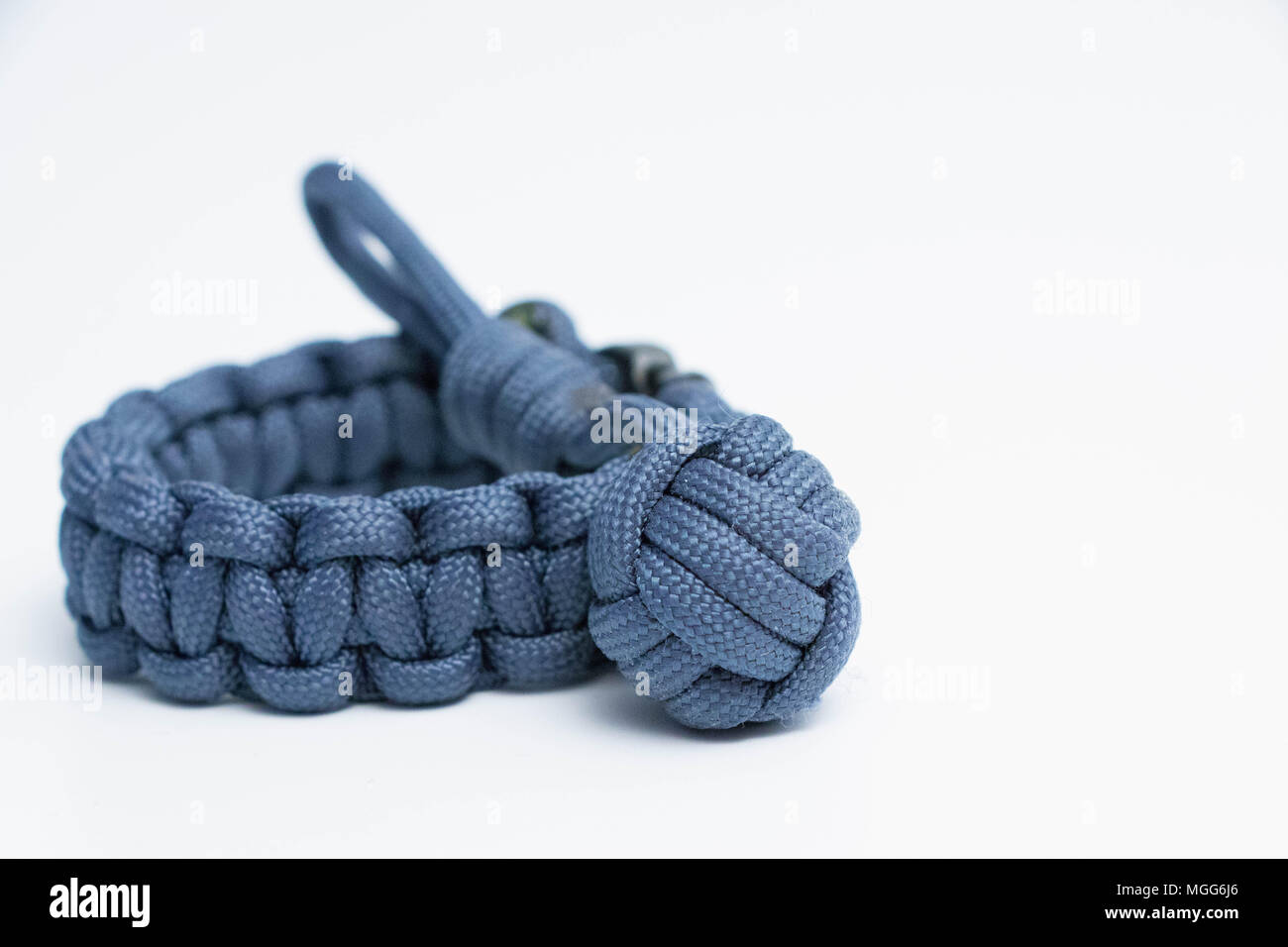 Paracord cobra Knoten Armband Armband mit Monkey fist Stockfotografie -  Alamy