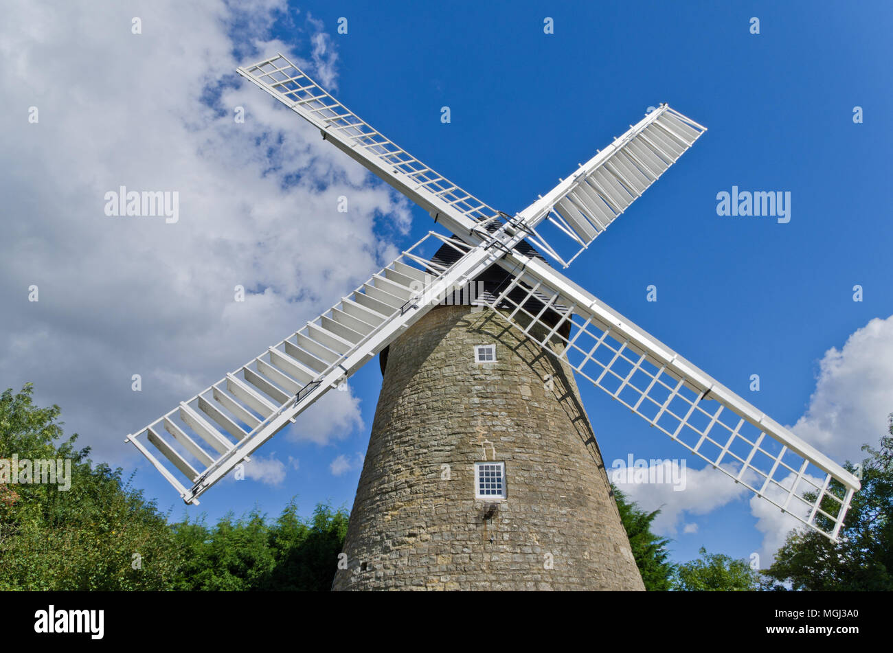 Bradwell Mühle ist eine von Milton Keynes' markantesten historischen historischen Funktionen; 1817 baute es sowohl Mehl- und Futtermittel gefräst. Stockfoto