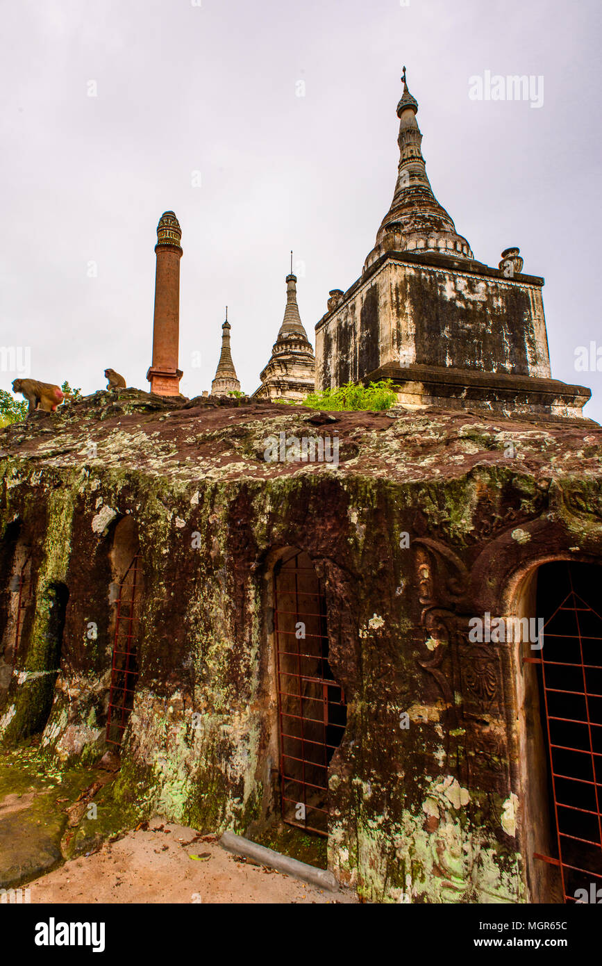 Phowintaung (Berg der isolierten einsame Meditation), eine buddhistische Höhle Komplex, Yinmabin Township, Monywa Bezirk, Sagaing Region, nördlichen Burma (M Stockfoto