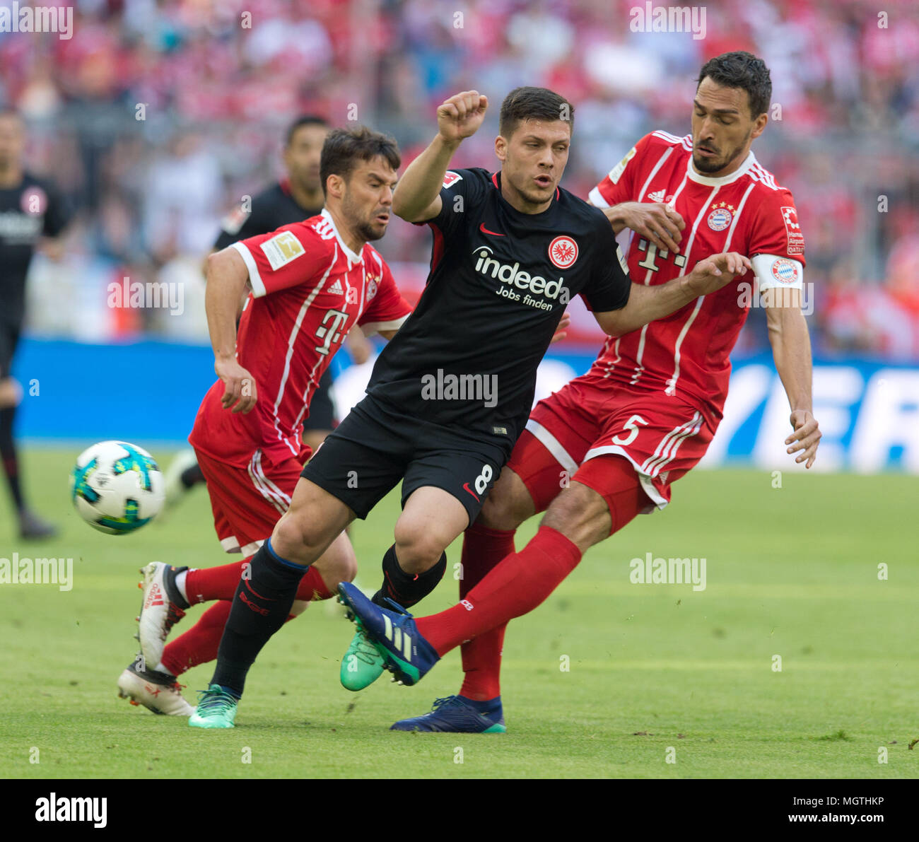 Maillot Eintracht Francfort Domicile 2018/2019 Nike - Jovic #8 - Taille XL - Porté Match