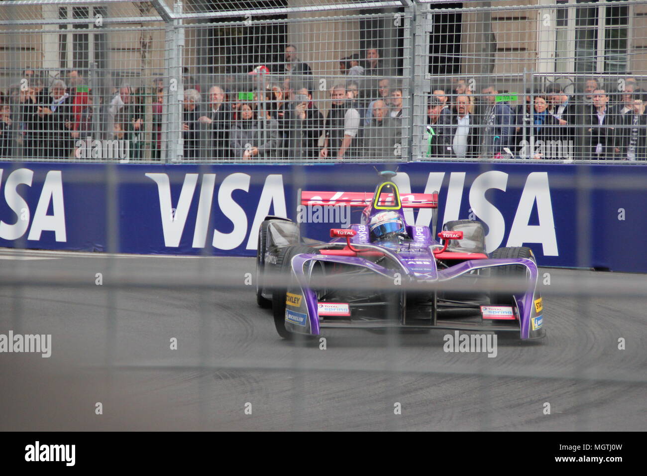 Paris, Frankreich. 28 Apr, 2018. Qatar Airways Paris E-Prix Credit: Dimitri MOONEESAWMY/Alamy leben Nachrichten Stockfoto