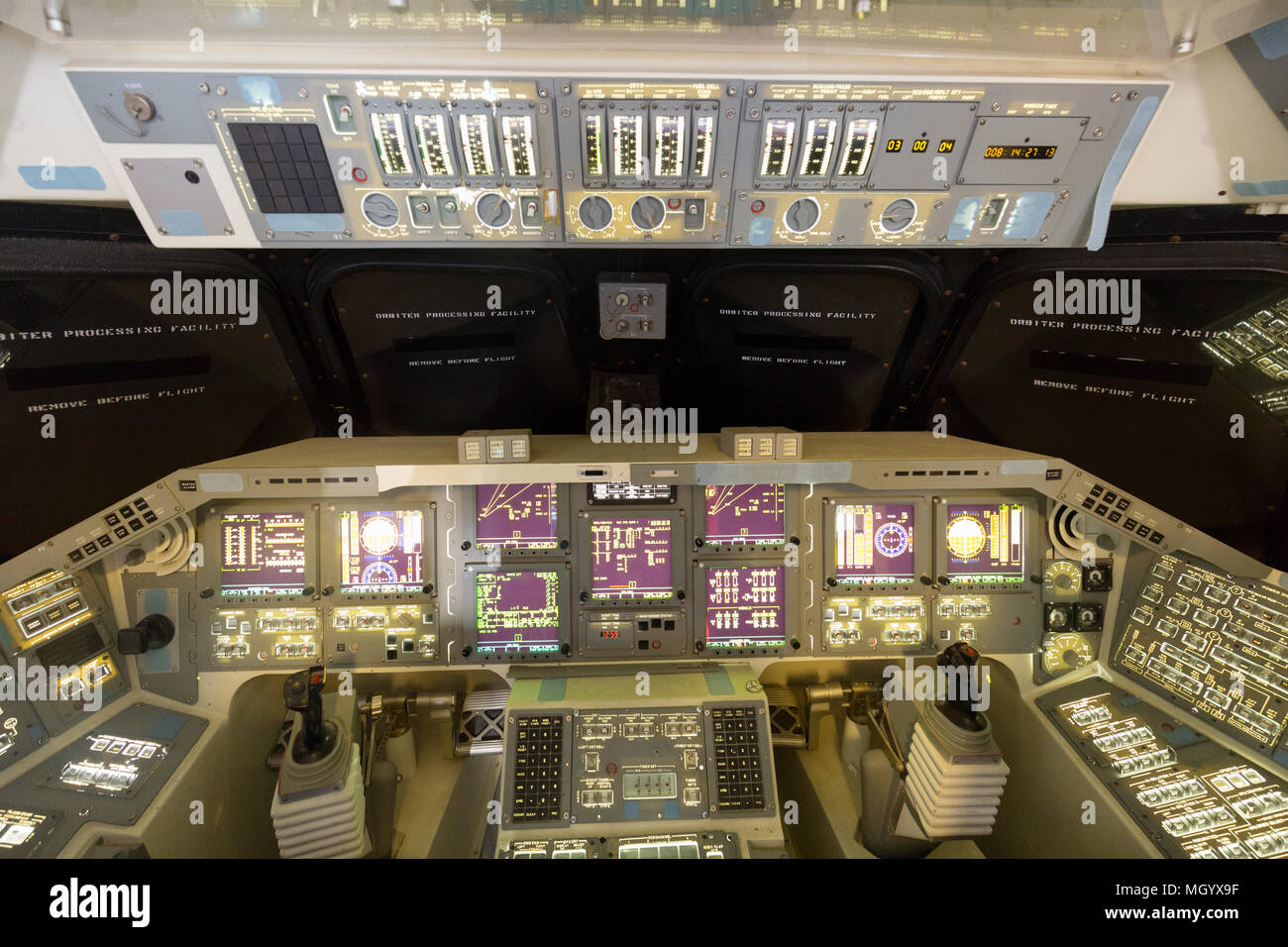 Space Shuttle Unabhängigkeit Cockpit und Instrumente, Space Shuttle Innenraum, NASA Johnson Space Center, Houston, Texas, USA Stockfoto