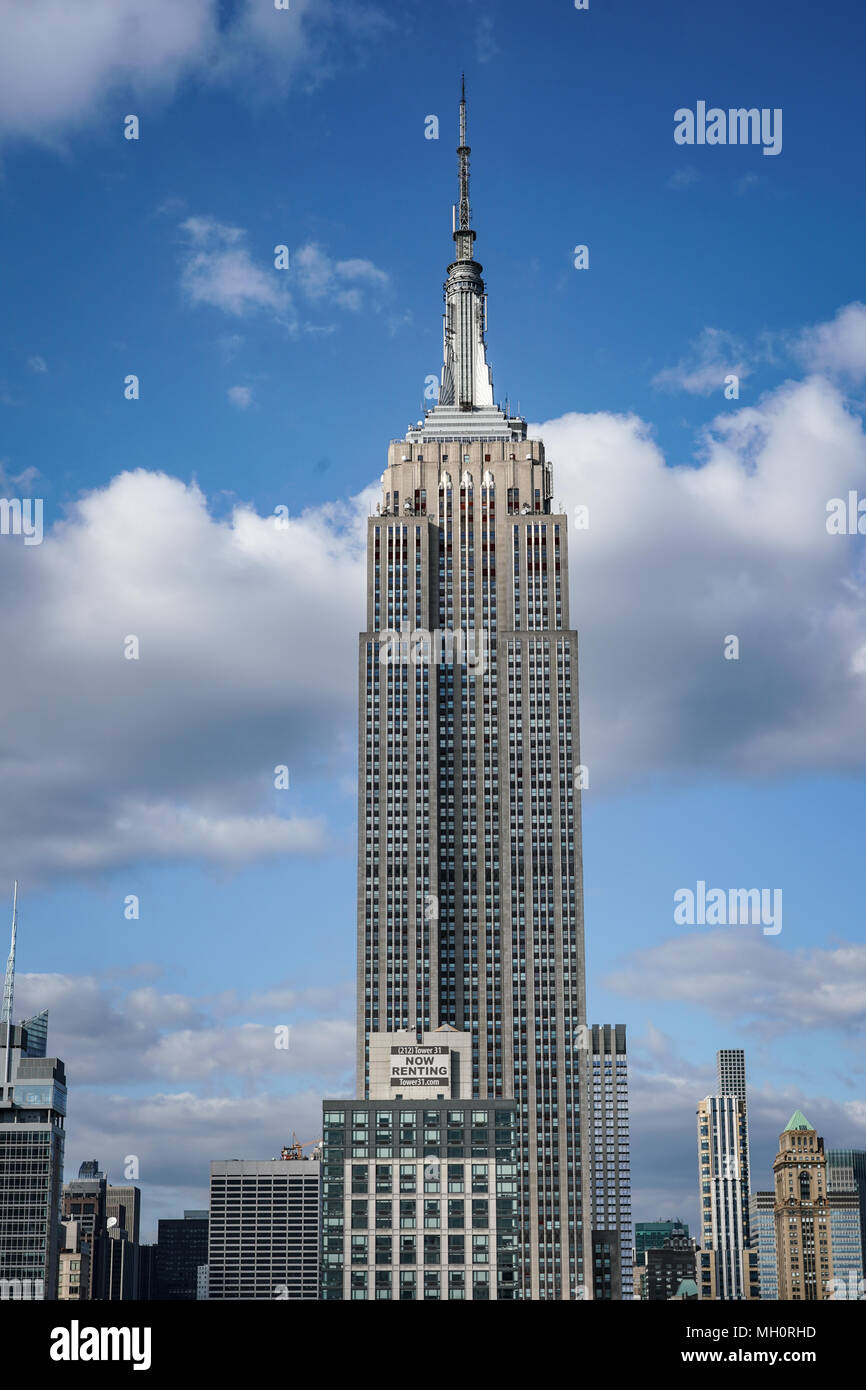 Das Empire State Building in New York City in den Vereinigten Staaten. Aus einer Reihe von Fotos in den Vereinigten Staaten. Foto Datum: Sonntag, 8. April, 201 Stockfoto