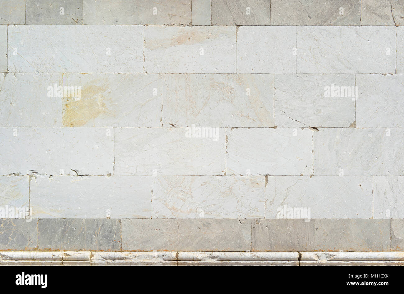 Alte mittelalterliche weißer Marmor Wand als Hintergrund Stockfoto