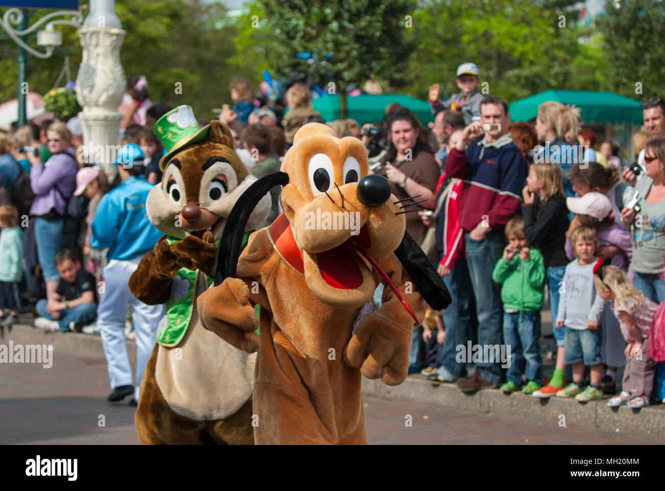 Koffiger Charakter in Euro Disney Stockfoto