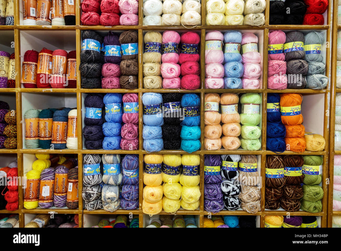 Mexiko-Stadt, Hispanic, historisches Zentrum, Calle de Venustiano Carranza, La Parisina, Stoffgeschäft, Handwerkseinkäufe Shopper Shopper shoppen Geschäfte Markt ma Stockfoto