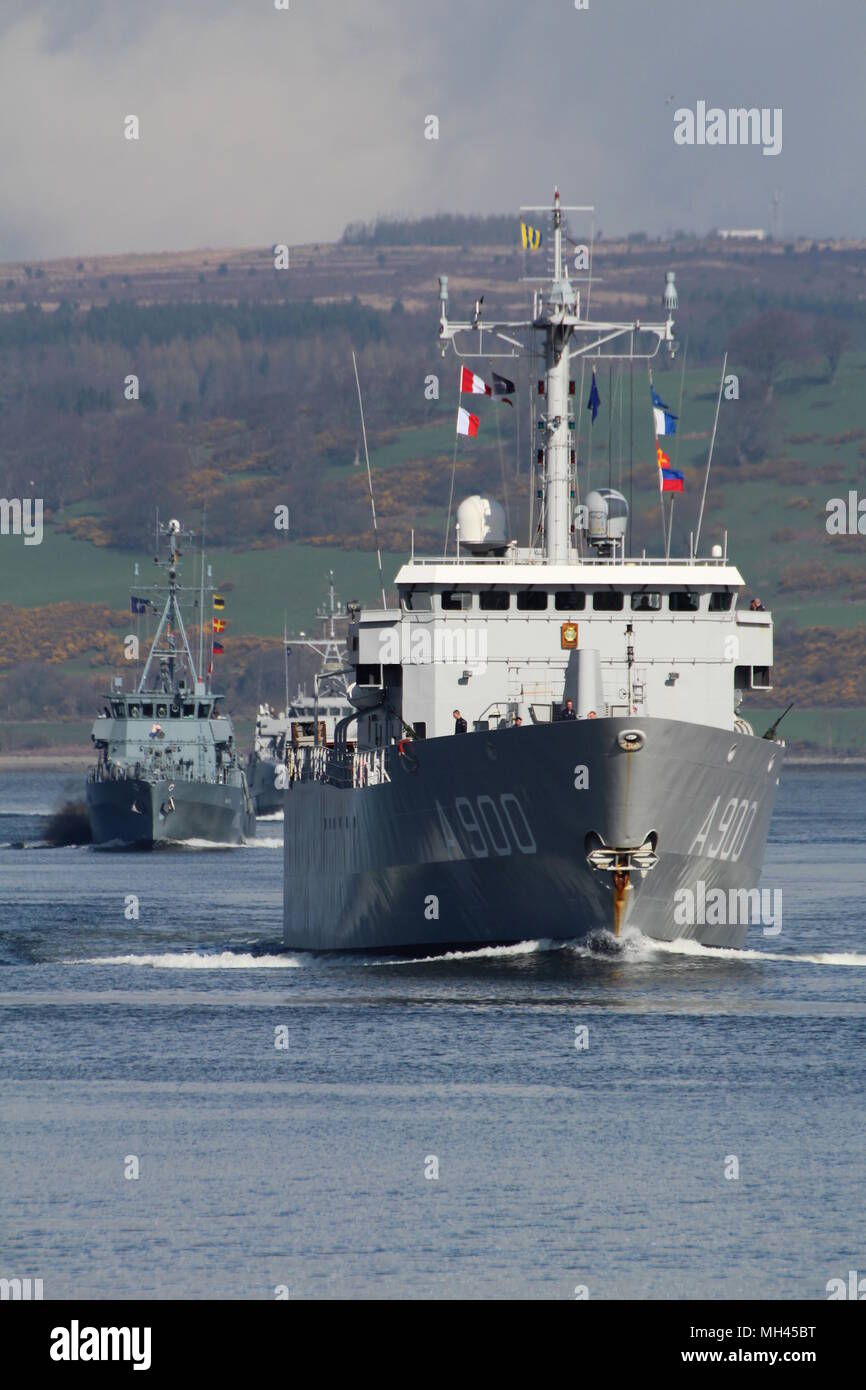 HNLMS Mercuur A900 (Niederländische Marine), FGS Bad Bevensen M1063 (Deutsche Marine), und KNM Otra M 351 (norwegische Marine), bei der Ankunft für gemeinsame Krieger 18-1. Stockfoto