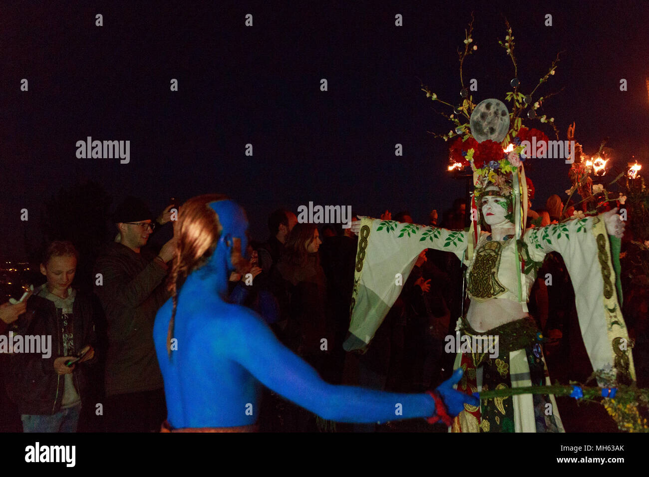 Edinburgh, Schottland. UK. 30.April 2018. Beltane 2018 Anzeige in Calton Hill. Pako Mera/Alamy leben Nachrichten Stockfoto