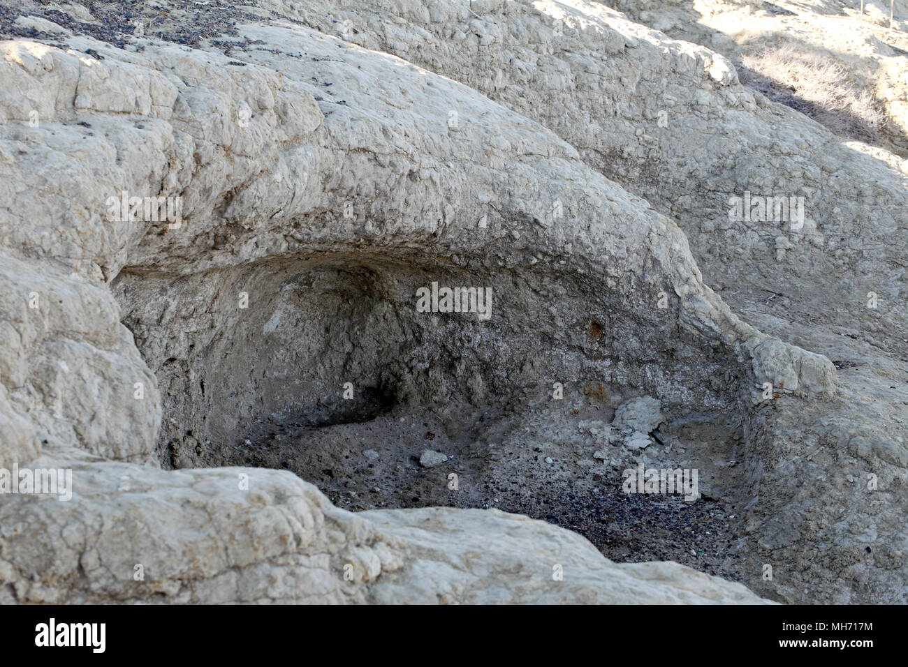 Die ursprüngliche Höhlen, die Walisische Siedler, gehackt und lebte in. Punta Cuevas, Puerto Madryn. 1865. Stockfoto