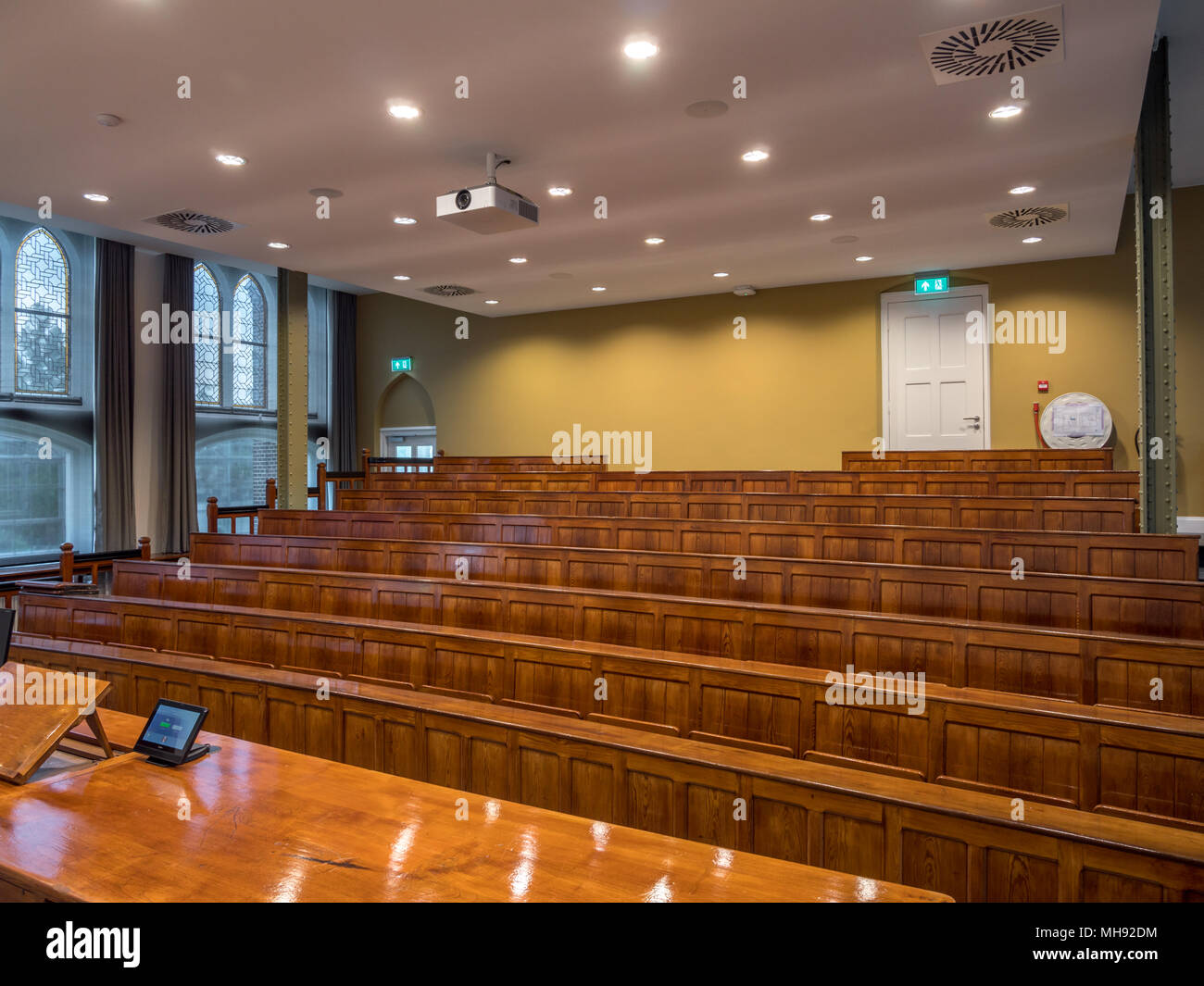 Hörsaal in der P.J. Veth Gebäude, Teil der Universität Leiden Stockfoto