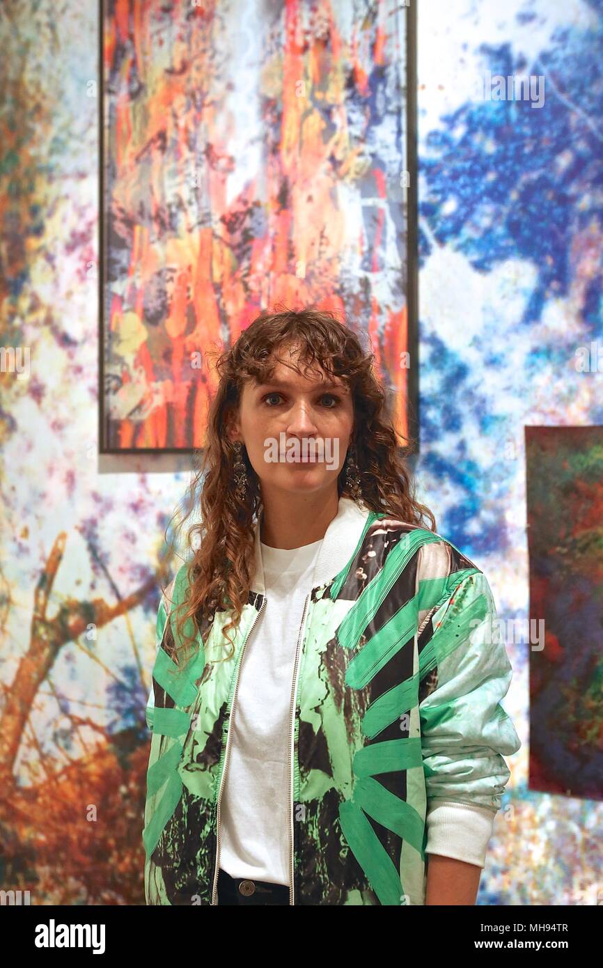 Form des Lichts 100 Jahre Fotografie und abstrakter Kunst 2. Mai - 14. Okt. 2018 Stockfoto