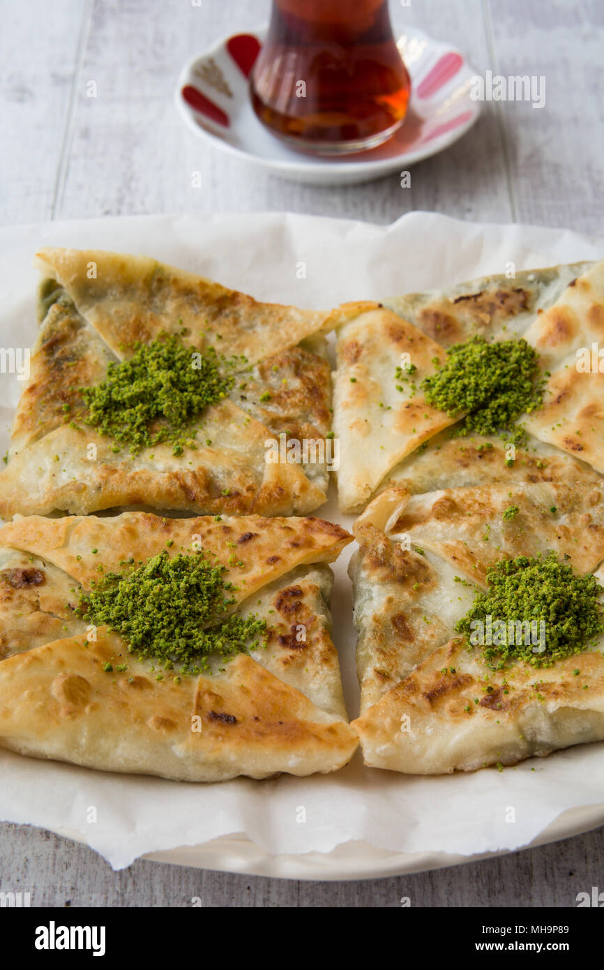 Traditionelle Gaziantep Dessert Katmer. Stockfoto