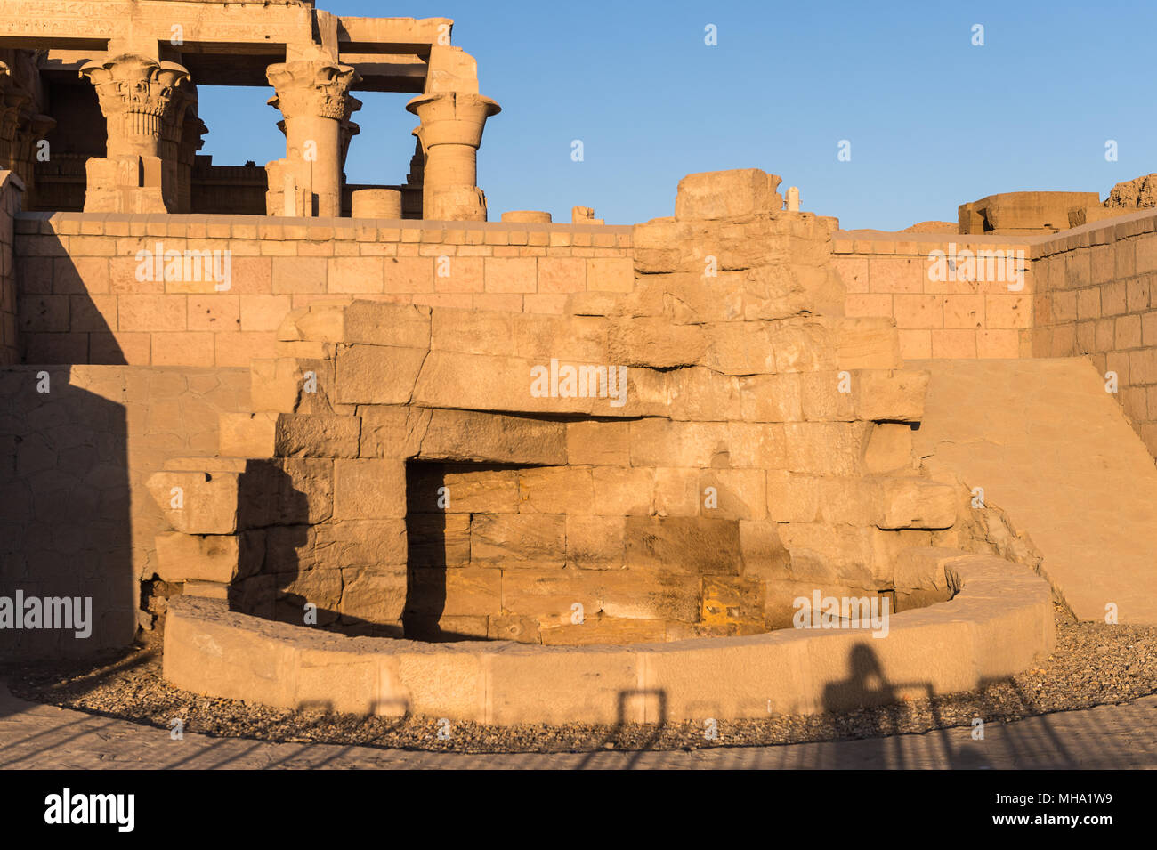 Tempel von Kom Ombo, einem Tempel der ptolemäischen Dynastie, Kom Ombo, Ägypten. Es ist der Krokodilgott Sobek und die Falcon Gott Haroeris gewidmet Stockfoto
