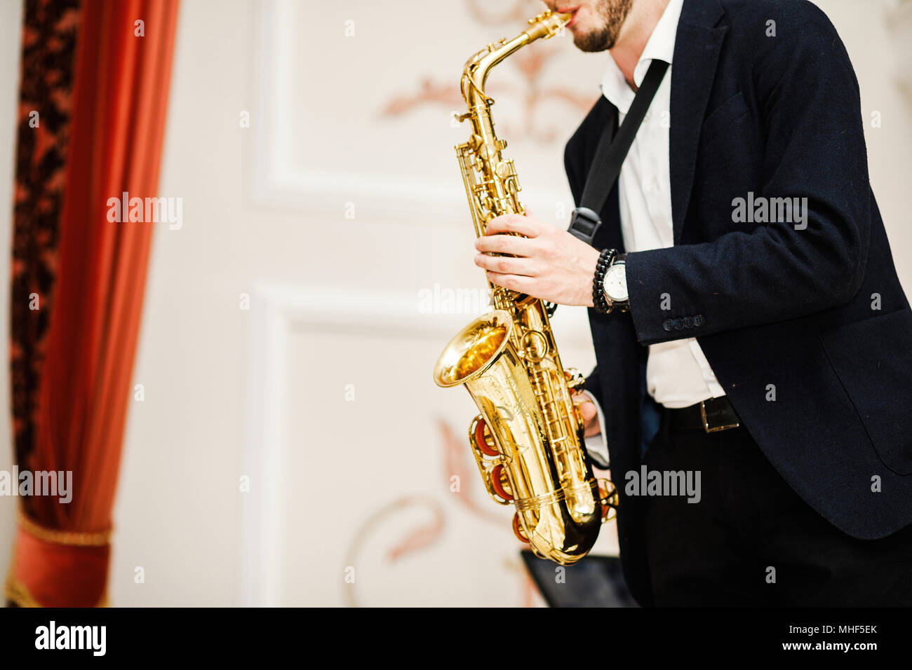 Jazzman musikalischen Künstler spielen Saxophon Stockfoto