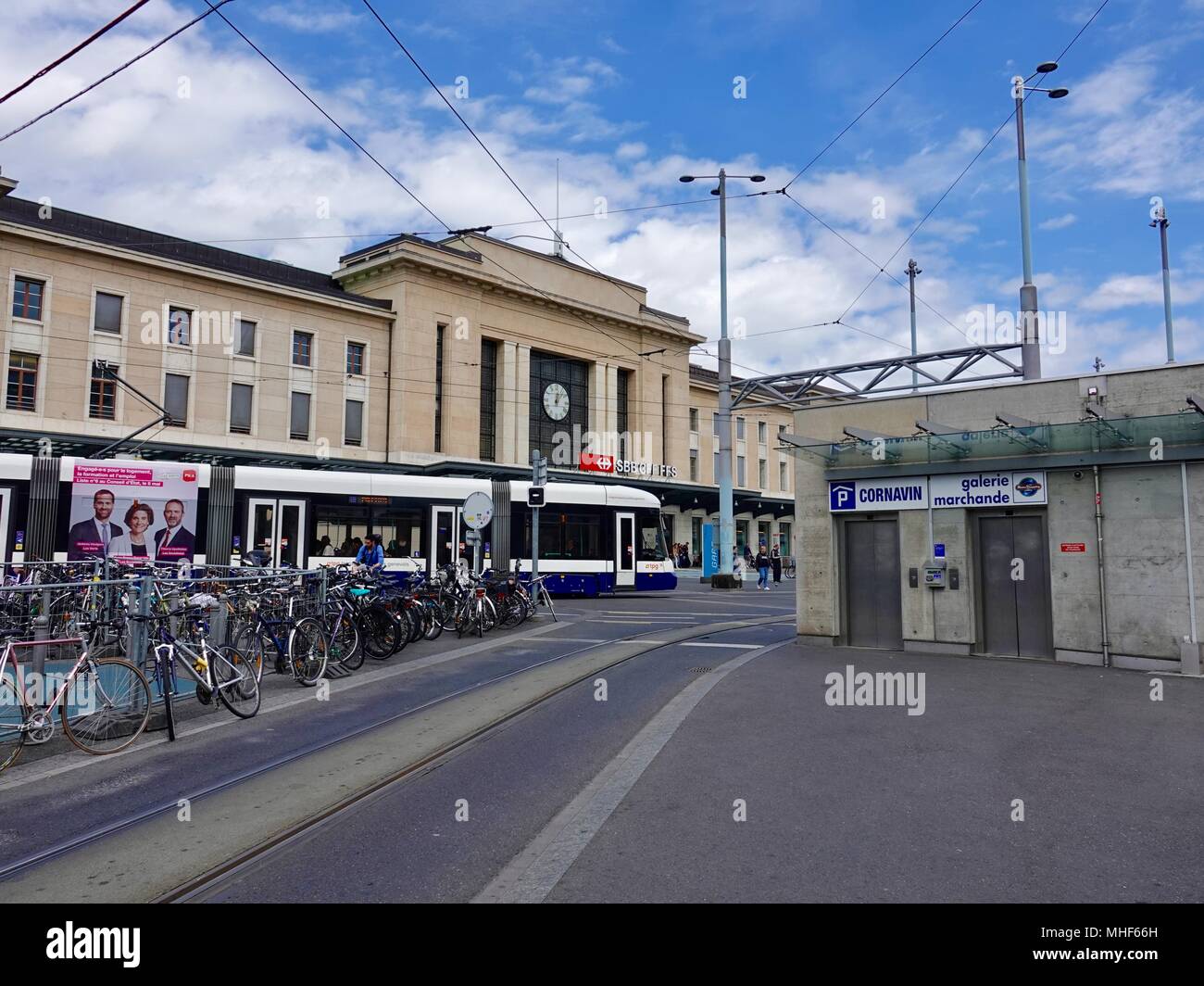 Cornavin Genf Bahnhof Genf Cornavin Stockfotos und -bilder Kaufen - Alamy
