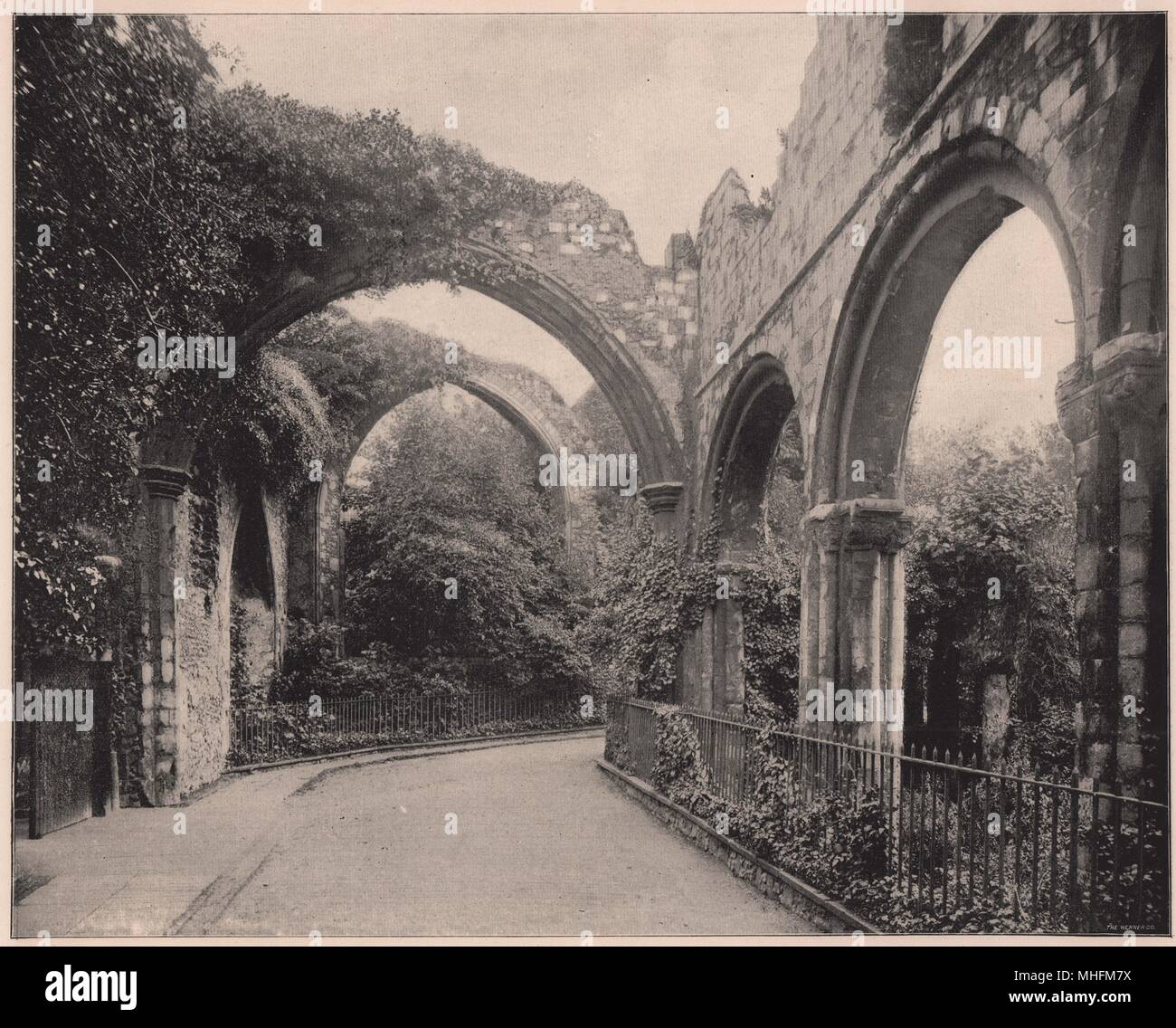 Die Ruinen an der Canterbury - abgesehen von ihrer historischen Assoziationen - für die Kathedrale von Canterbury hat ein wichtiger Teil… gespielt Stockfoto