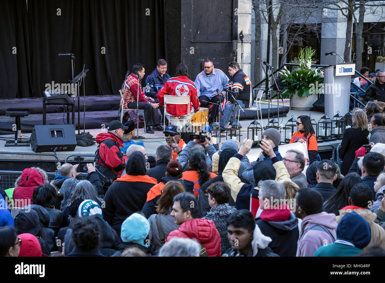 Toronto Stark, Tragödie und sinnlosen off töten 10 Menschen durch Van auf Bürgersteig von Toronto, Ontario, Kanada Stockfoto