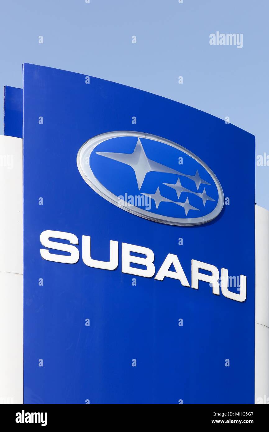 Tilst, Dänemark - 20 April, 2018: Subaru Logo auf einem Panel. Subaru ist der Automobil- Abteilung der japanischen Transport Konglomerat Subaru Stockfoto