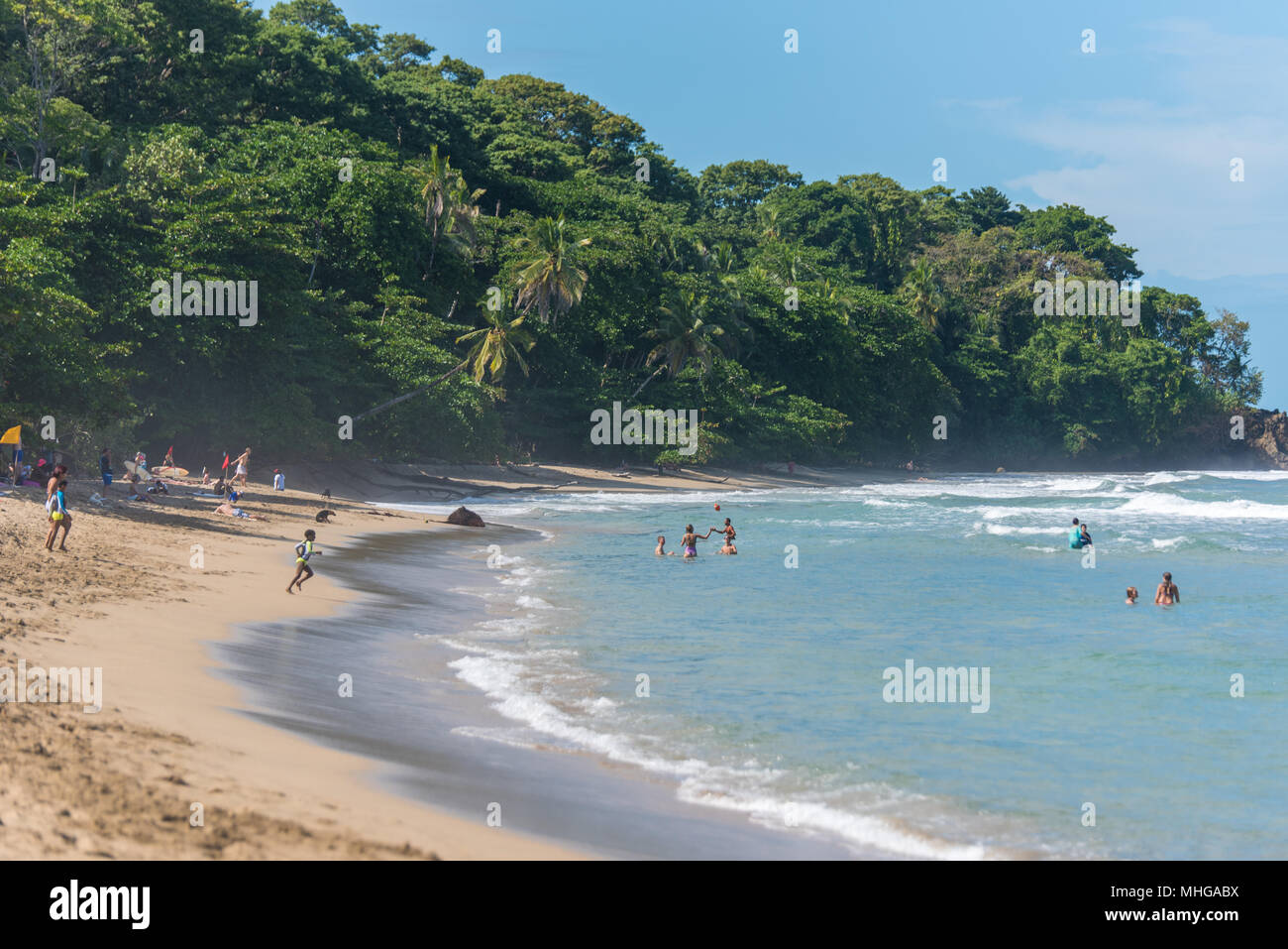 Playa Cocles - wunderschönen tropischen Strand in der Nähe von Puerto Viejo, Costa Rica Stockfoto