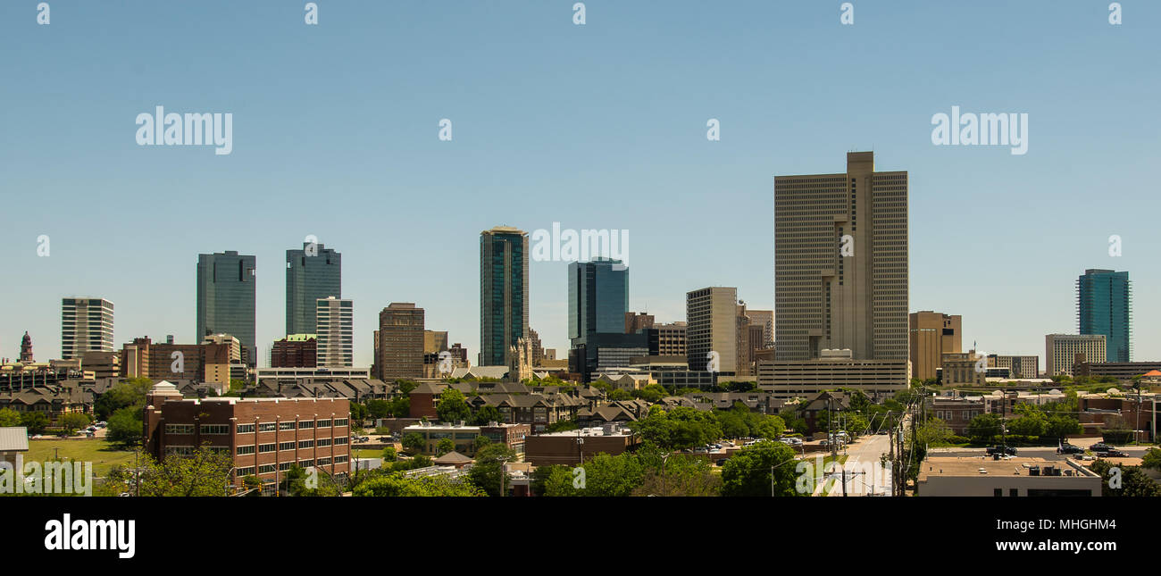 Die Innenstadt von Fort Worth, Texas mit blauem Himmel Stockfoto