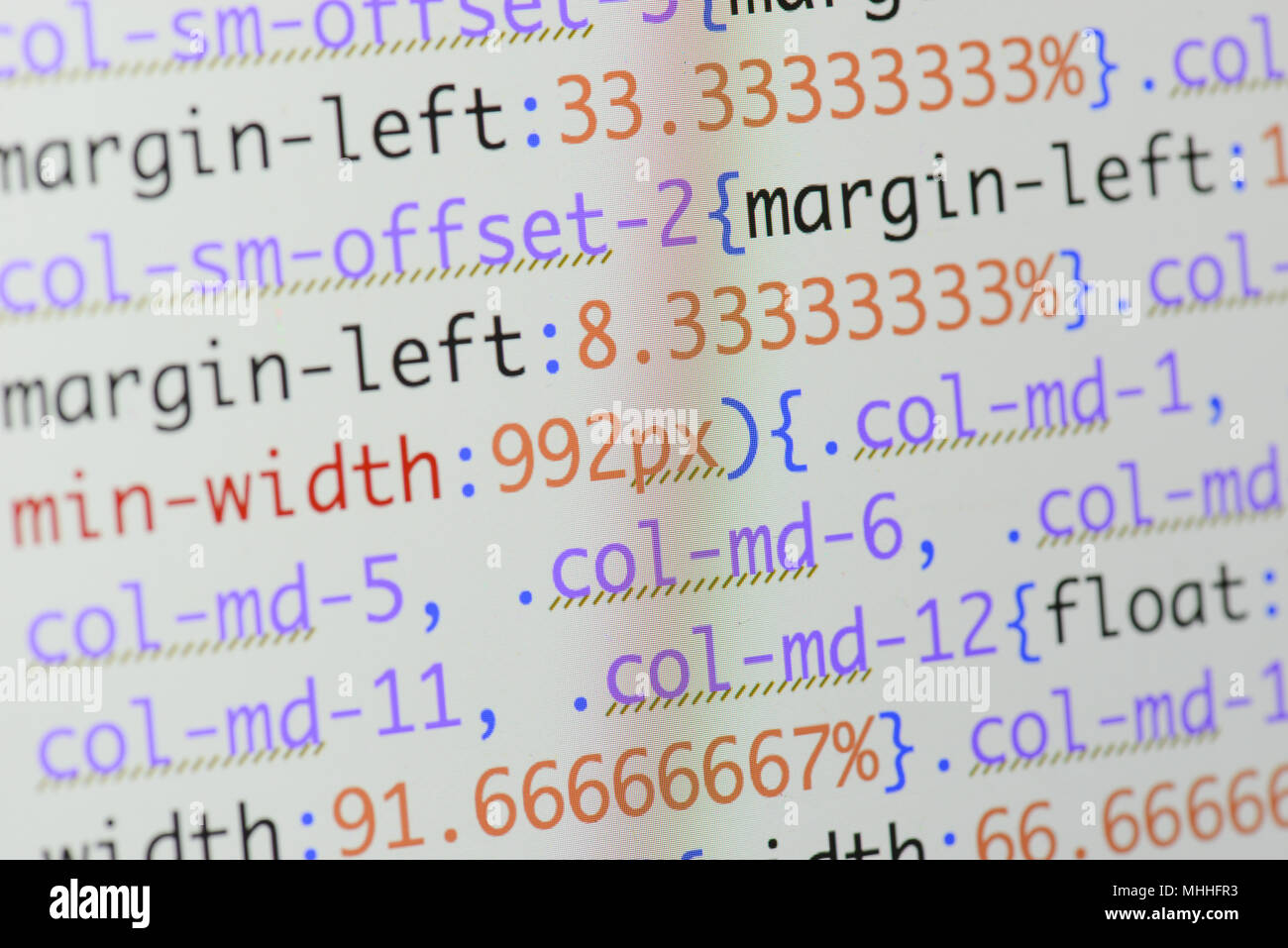 Echte css-Code entwickeln. Programmierung Workflow abstrakter Algorithmus Konzept. Zeilen CSS-Code sichtbar. Stockfoto
