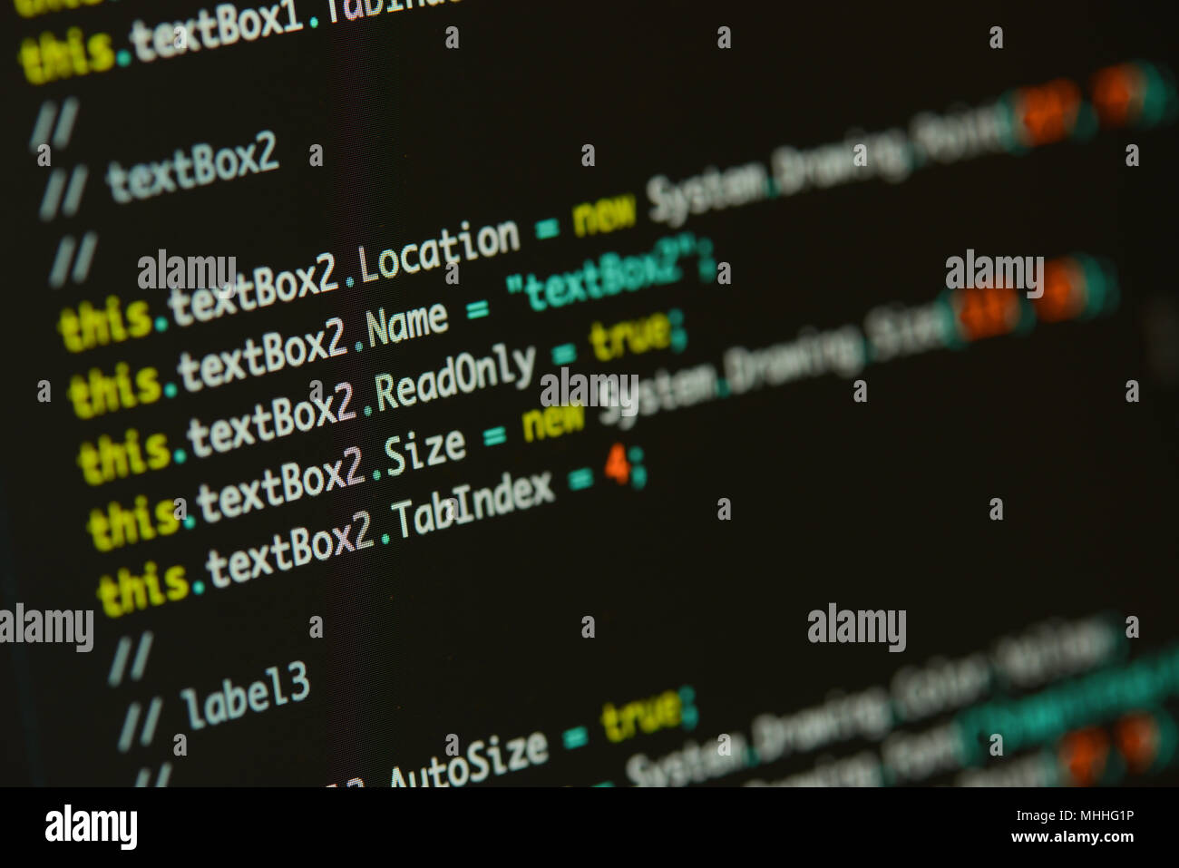 Realer c# Code-Entwicklungsbildschirm. Abstrakter Algorithmus für die Programmierung von Arbeitsabläufen. Zeilen des c#-Codes sichtbar. Stockfoto