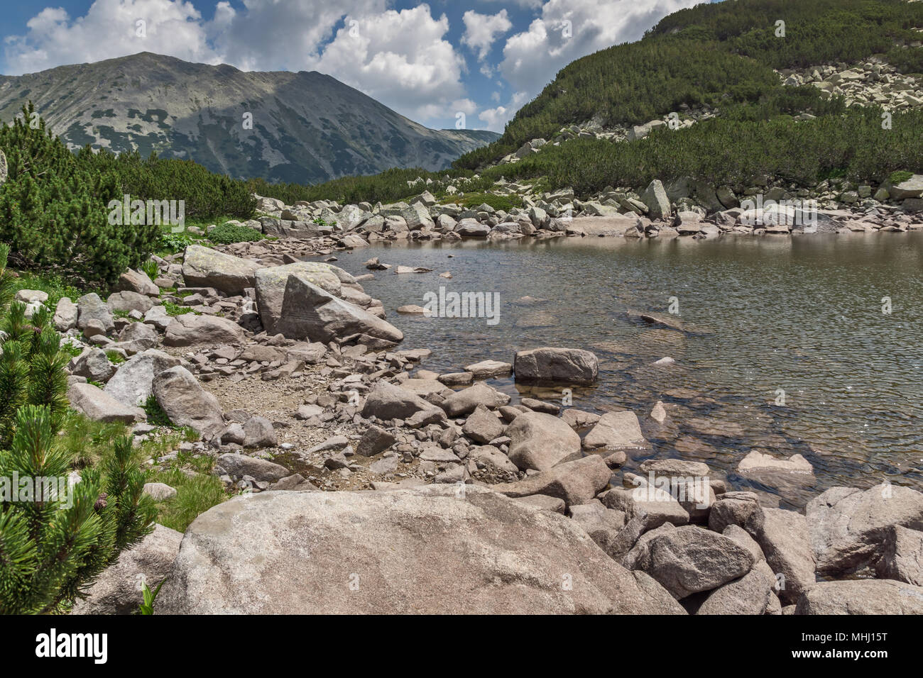 Landschaft des Oberen Muratovo See, Pirin-gebirge, Bulgarien Stockfoto